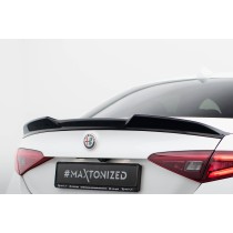 Maxton Design Tylny spoiler Giulia QV