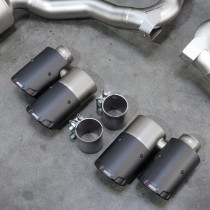 Akrapovic Sportowy układ wydechowy z klapami Panamera 976