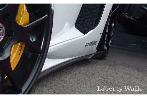 Liberty Walk Progi Aventador