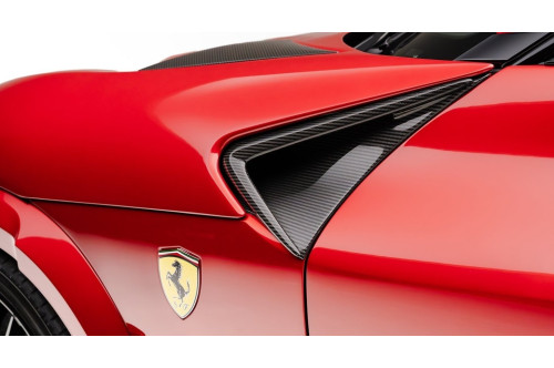 Novitec Wloty powietrza w błotnikach Purosangue