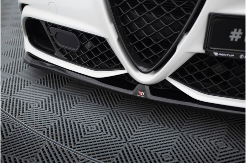 Maxton Design Przedni spoiler Giulia QV