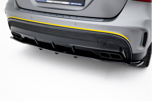 Maxton Design Dyfuzor V1 GLA 45 AMG X156