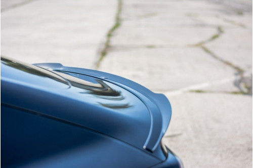 Maxton Design Tylny spoiler Model 3