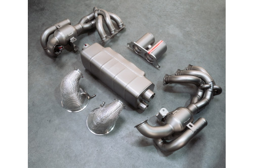 Akrapovic Sportowy układ wydechowy z klapami 911 GT3 992