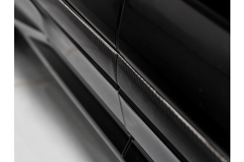 Urban Automotive Listwy drzwi Urus