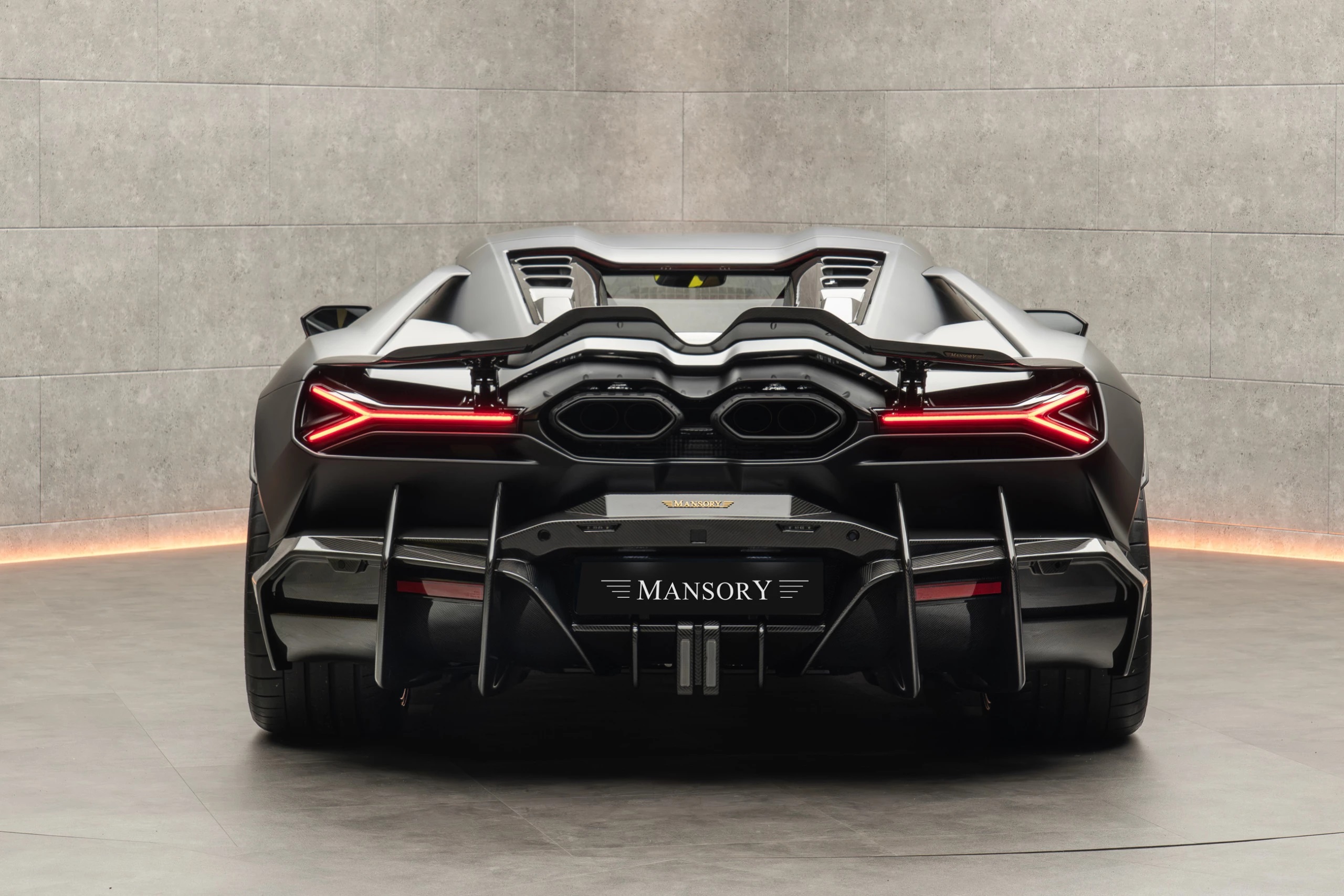 Lamborghini Revuelto