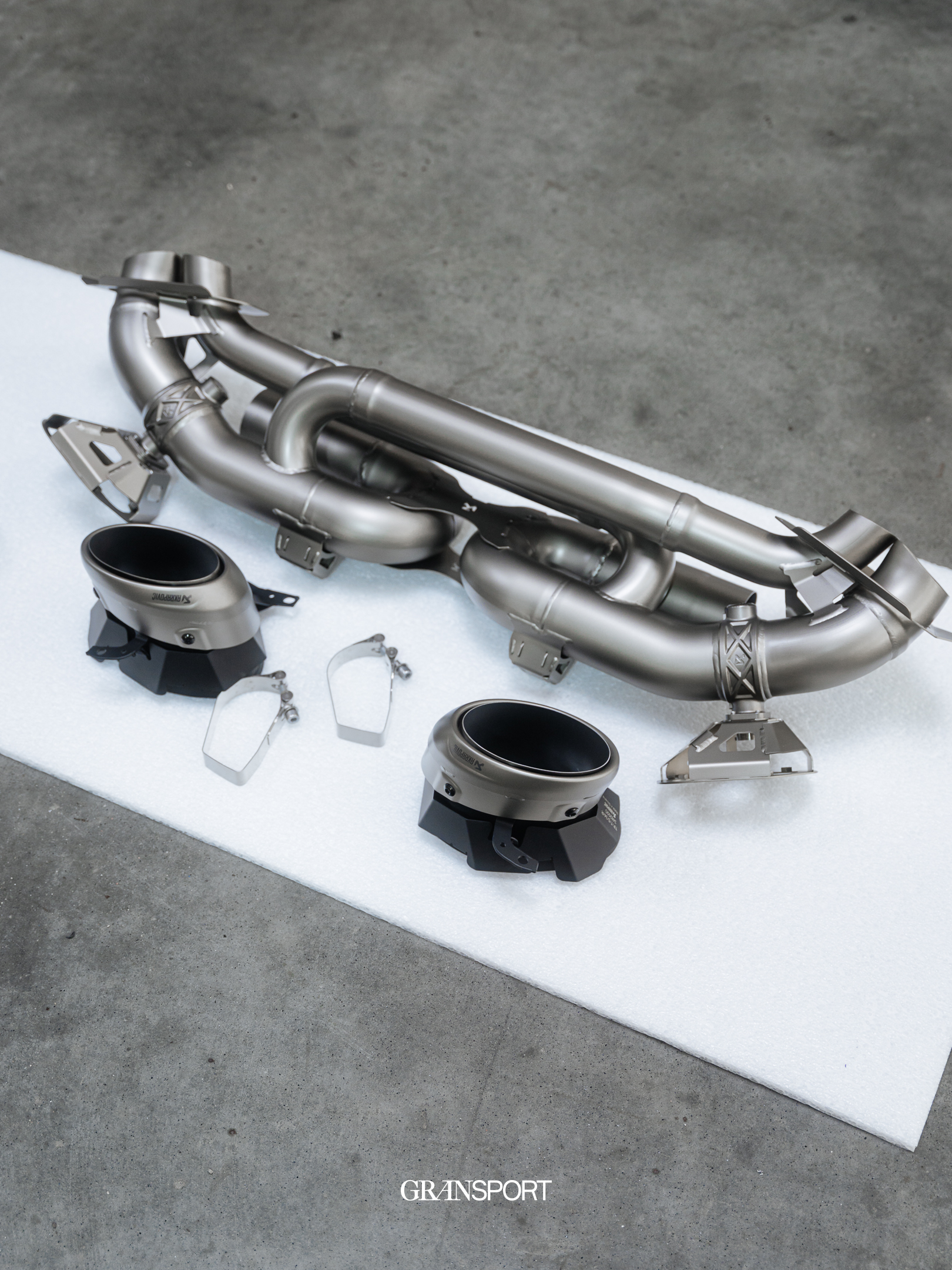 Porsche 911 Akrapovic