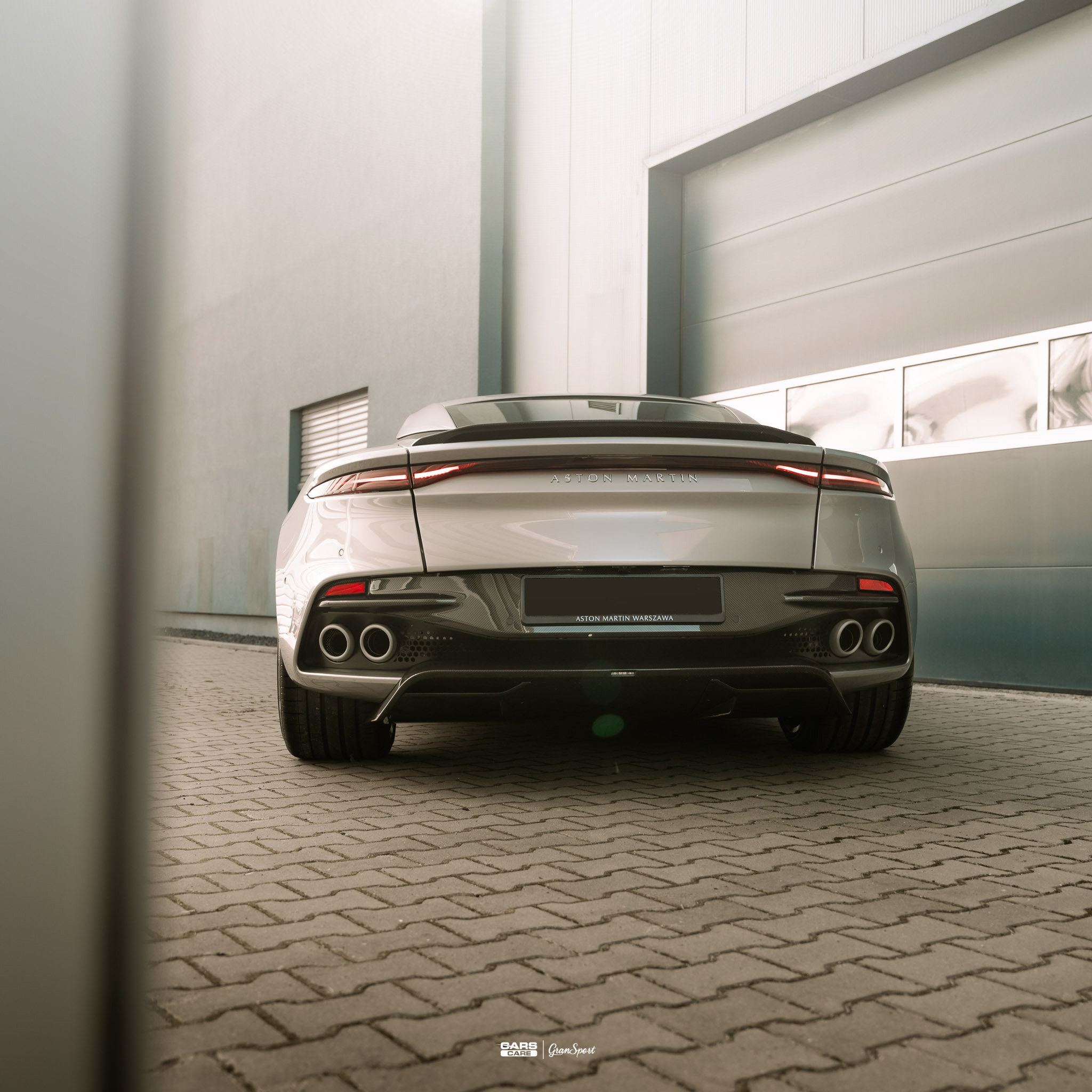 Aston Martin DBS