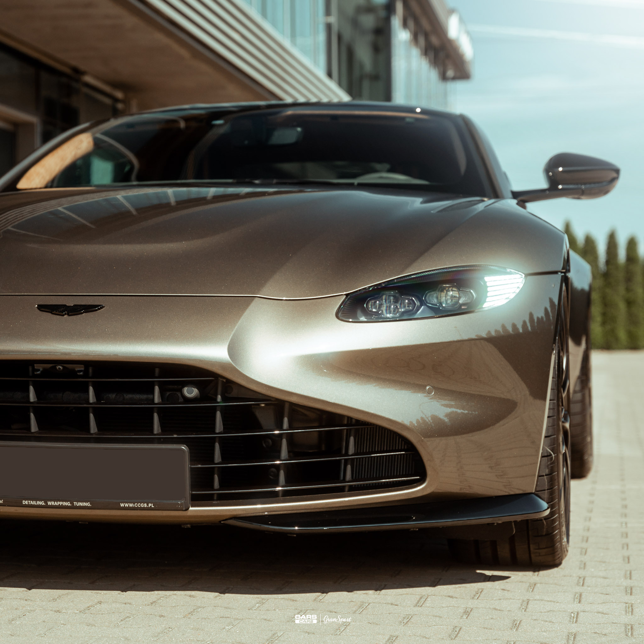 Aston Martin Vantage
