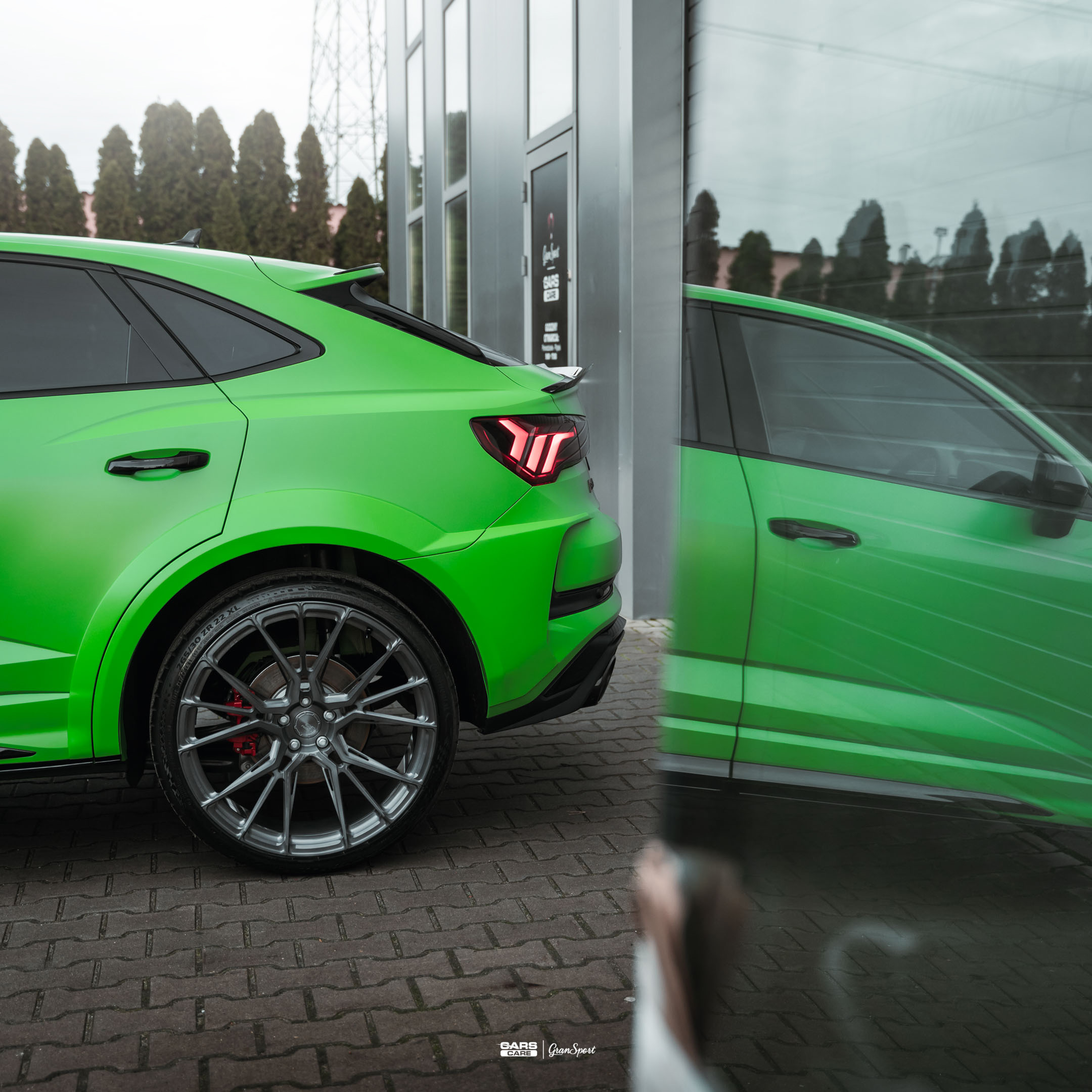 Audi RSQ3 Prior