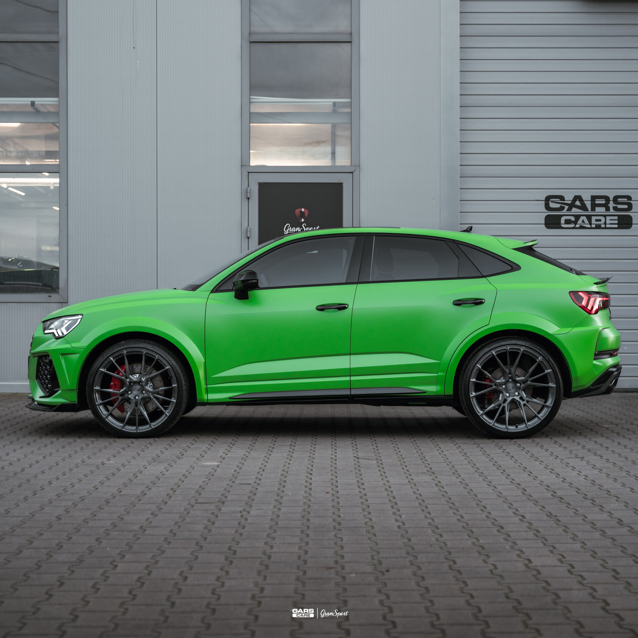 Audi RSQ3 Prior