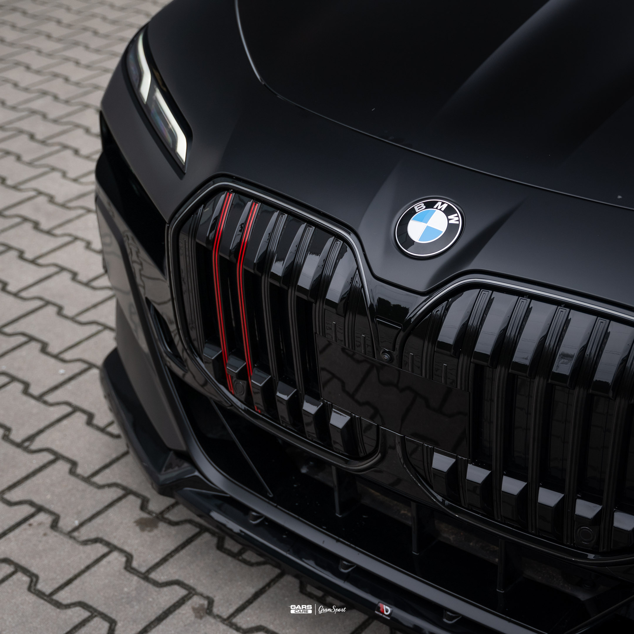 BMW M760e