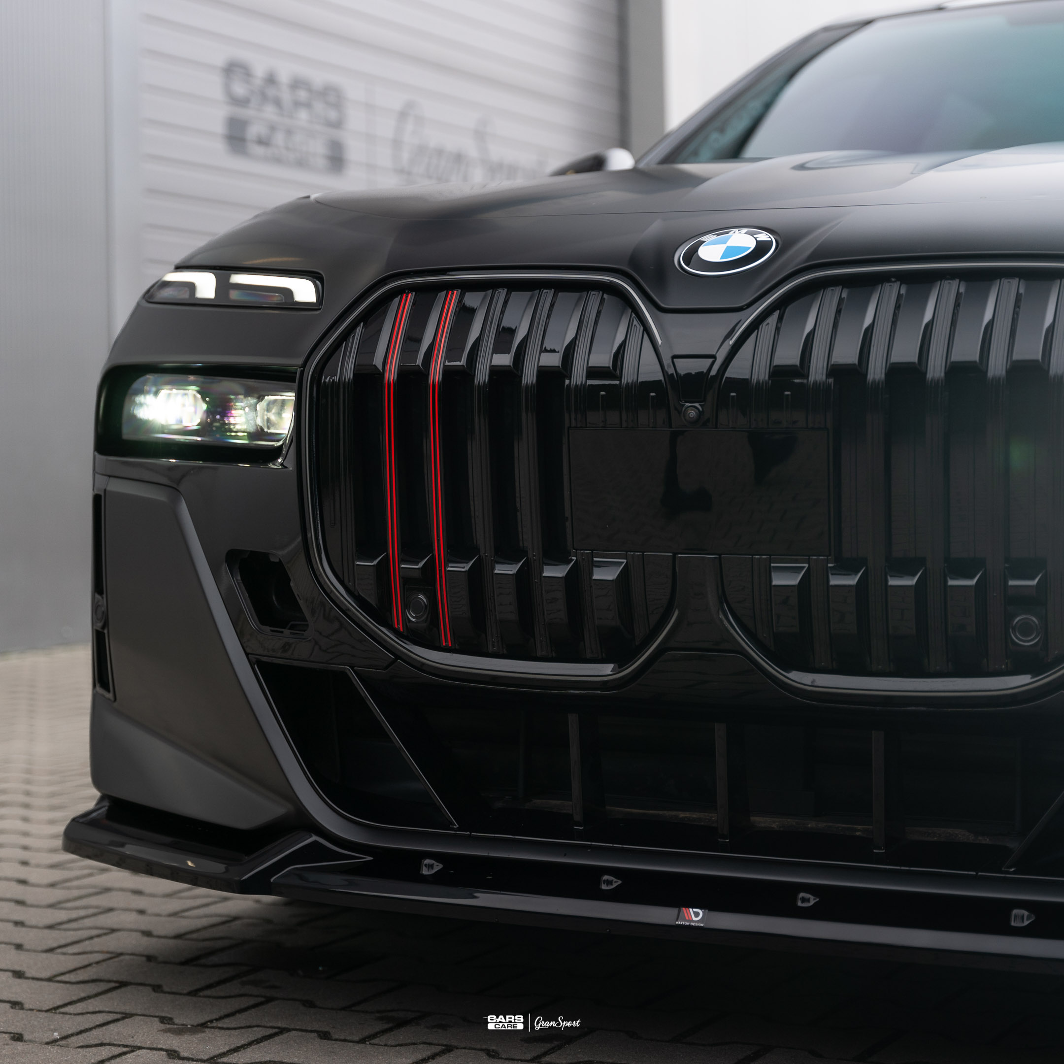 BMW M760e