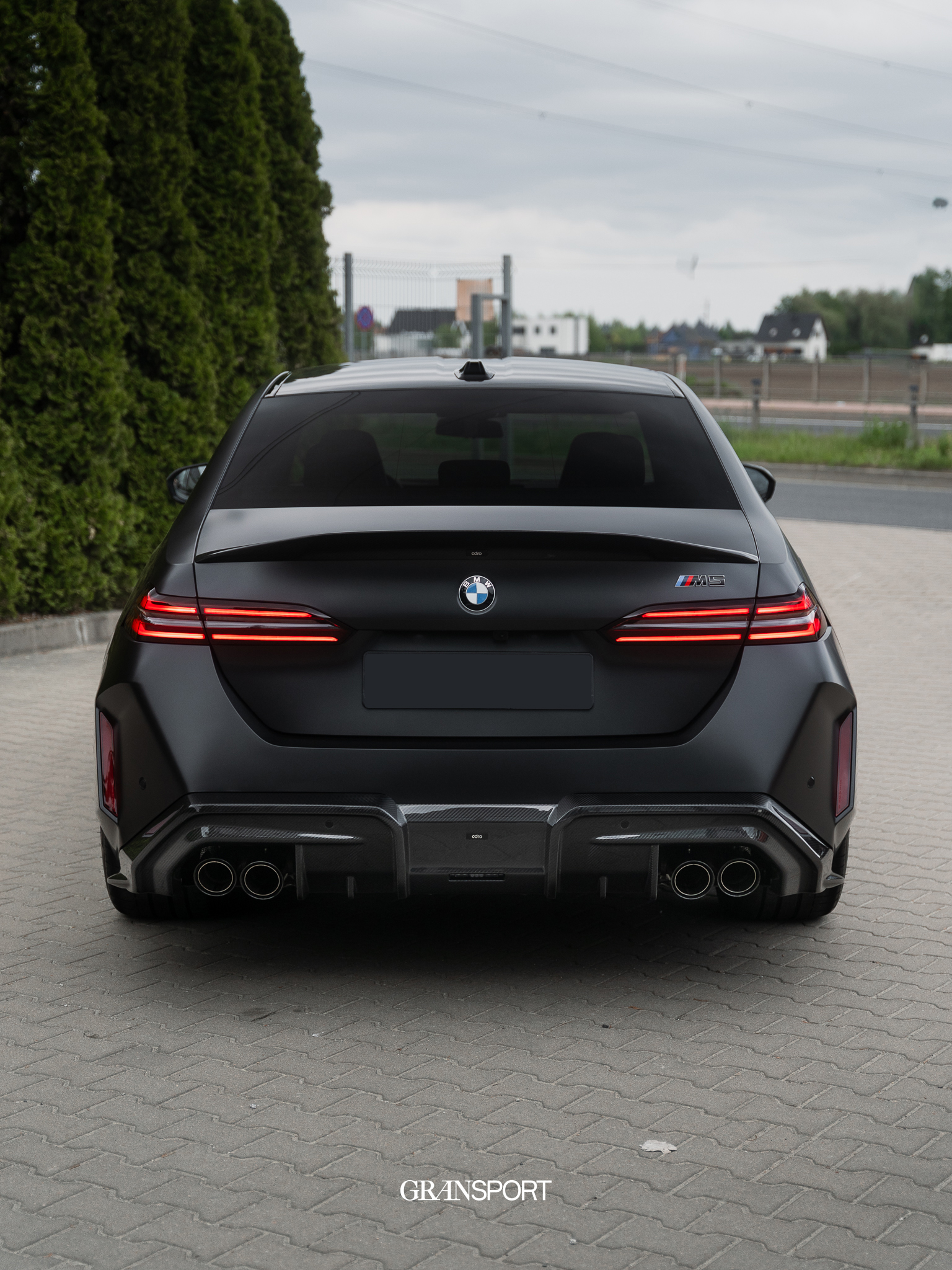 BMW M5 G90 Adro