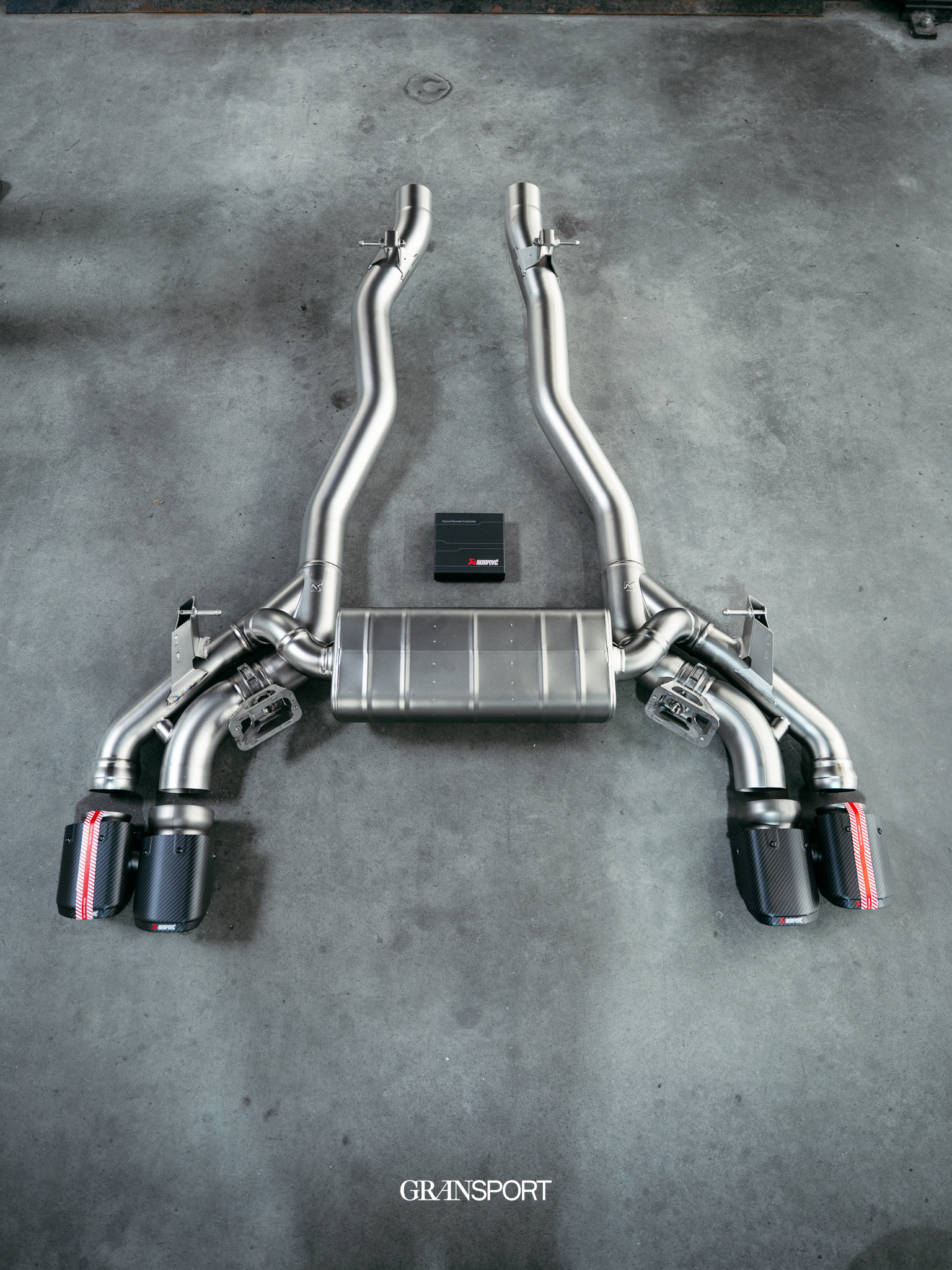 BMW M5 Akrapovic