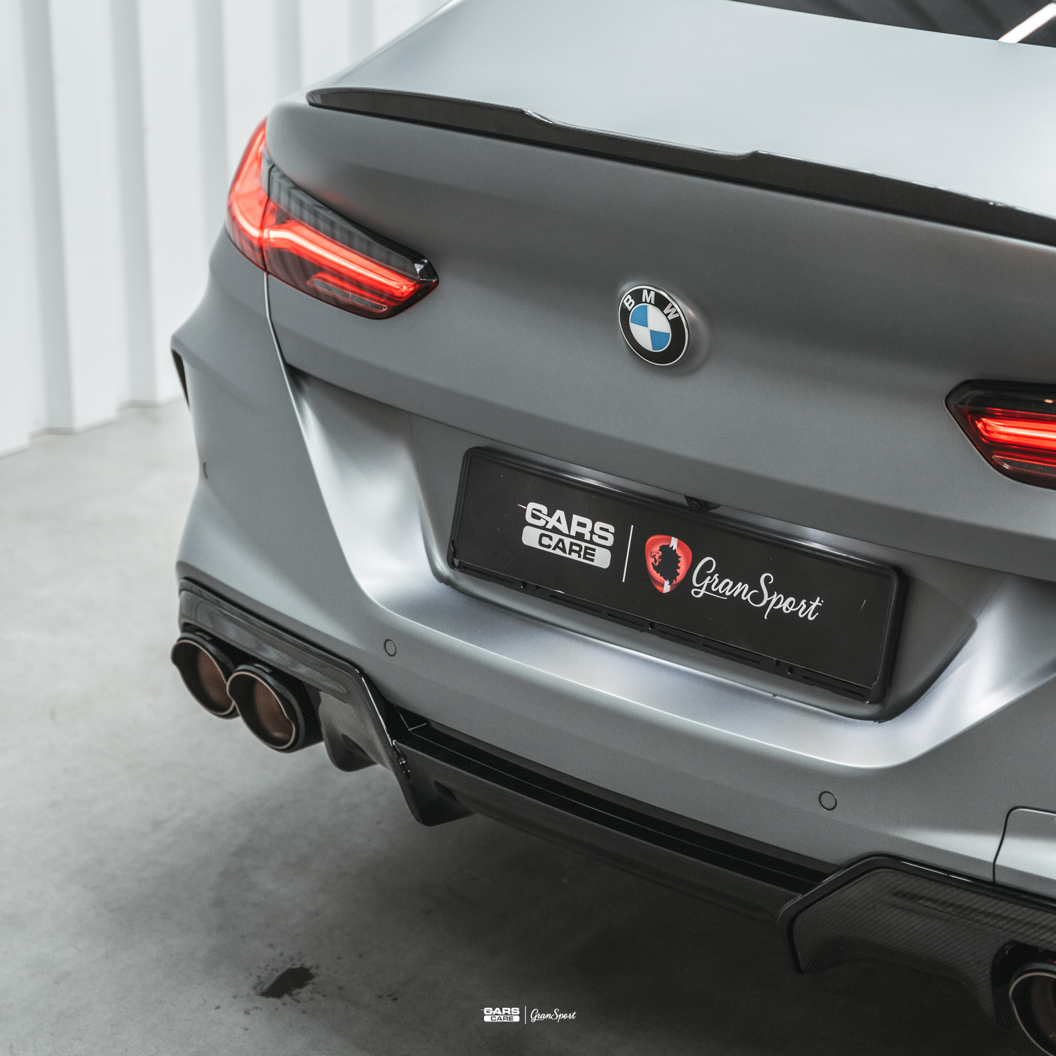 BMW M8 Akrapovic