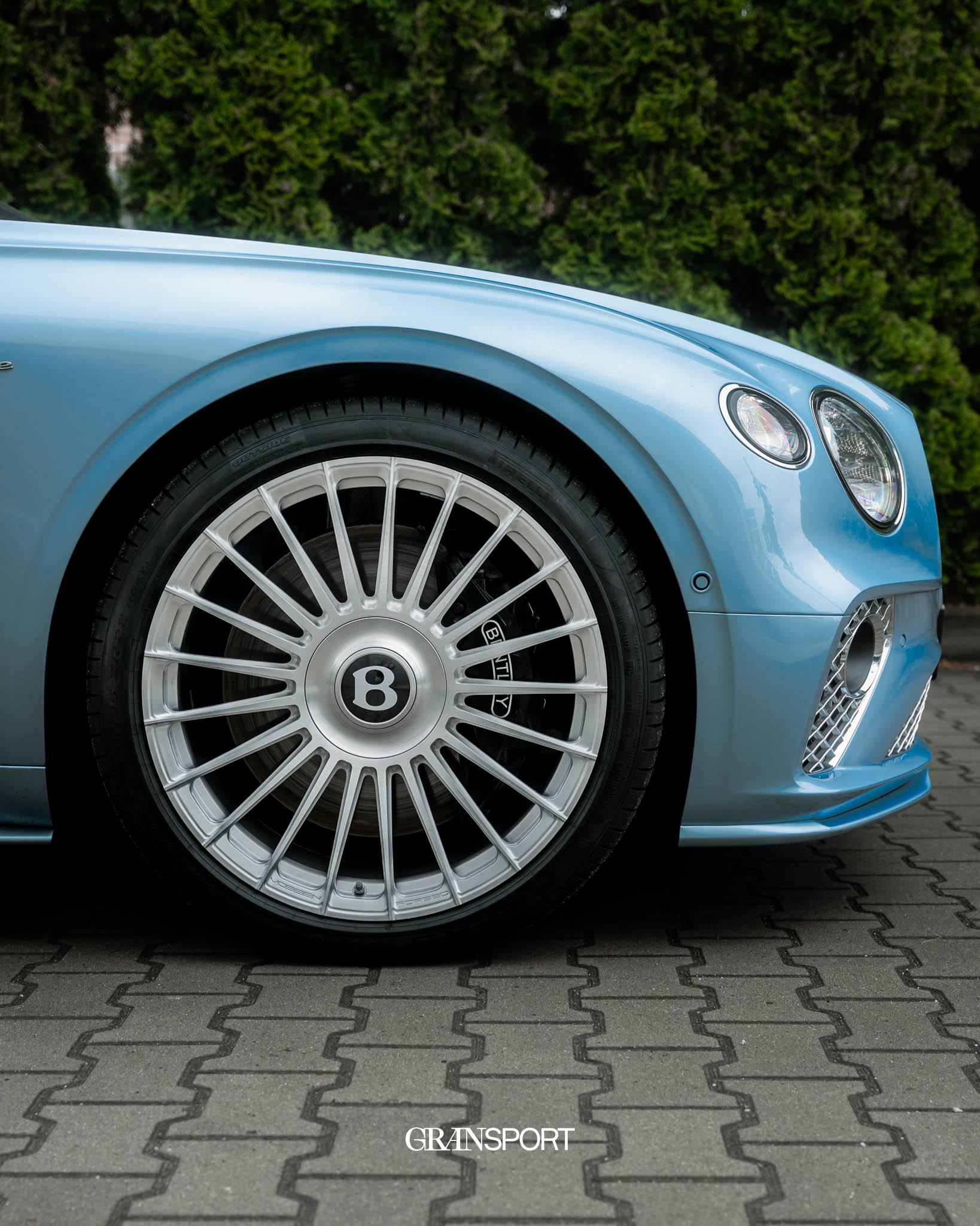 Bentley Continental GTC Vossen