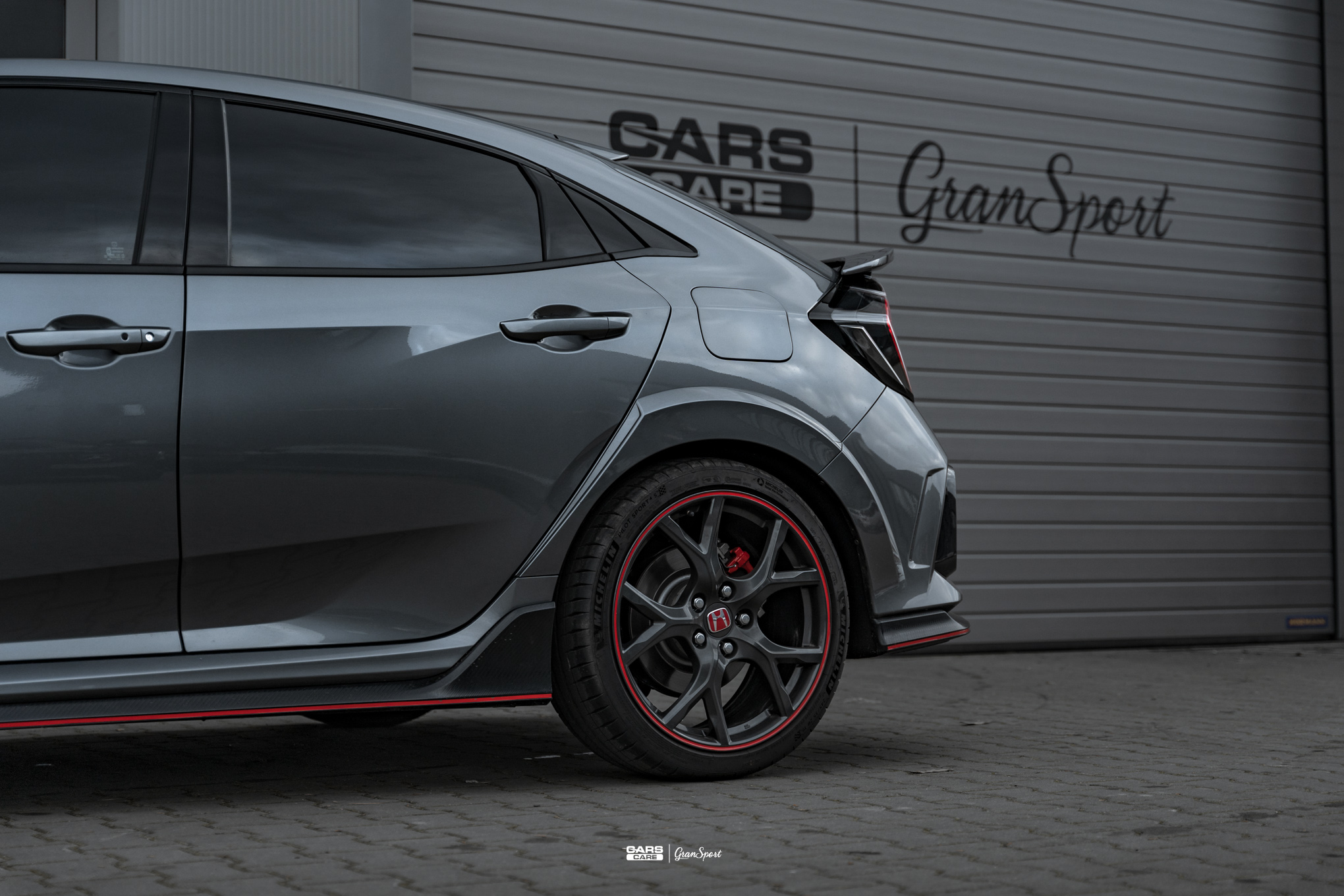 Honda Civic Type-R FK8 Remus