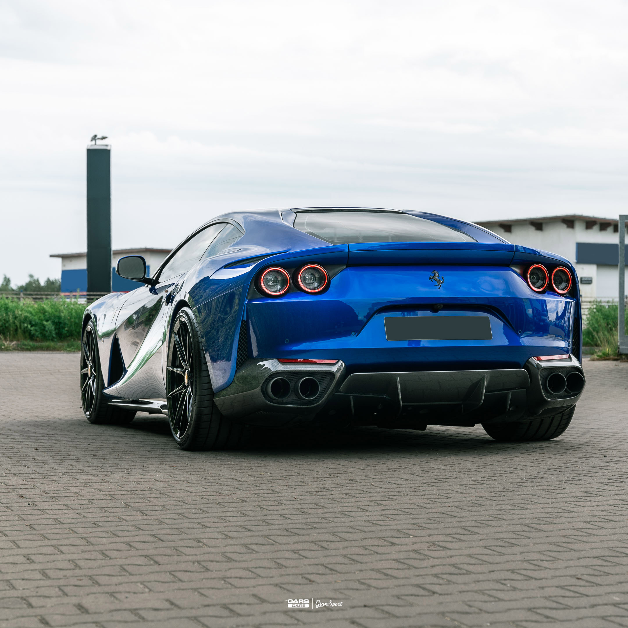 Ferrari 812 Novitec