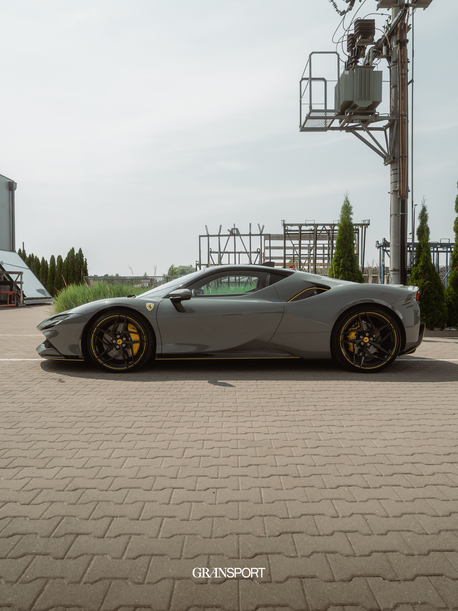 Ferrari SF90