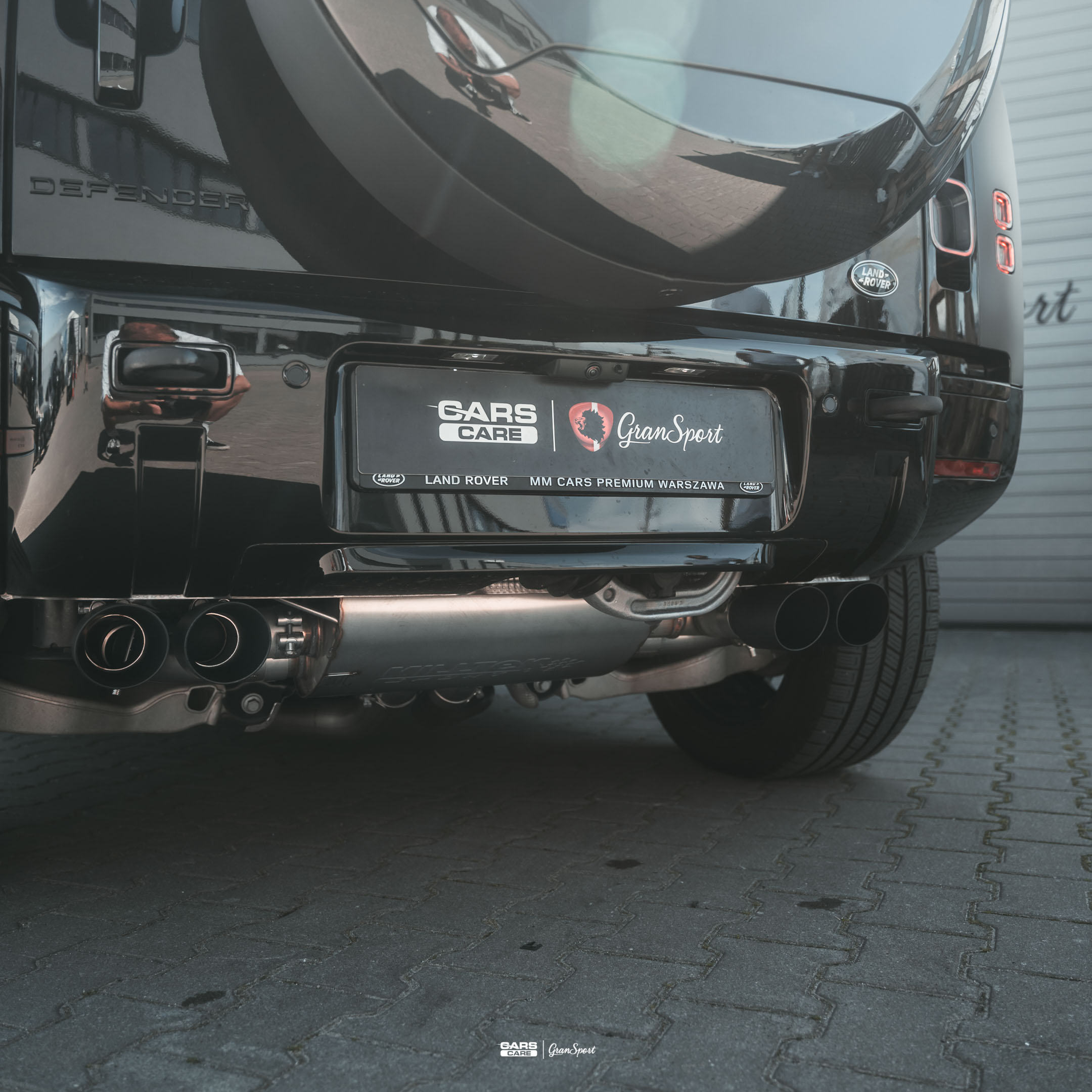 Land Rover Defender V8