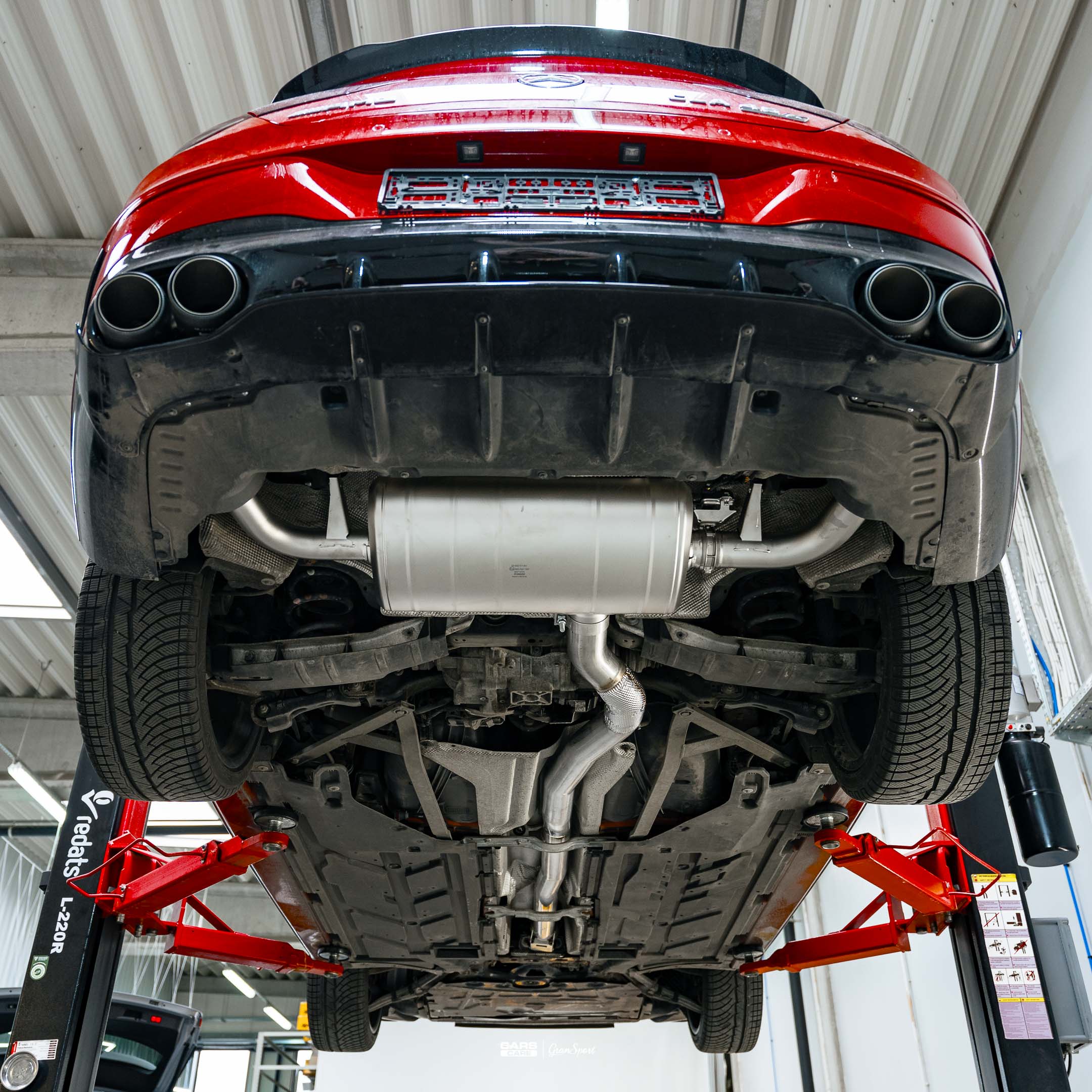 Mercedes CLA 45 AMG Akrapovic