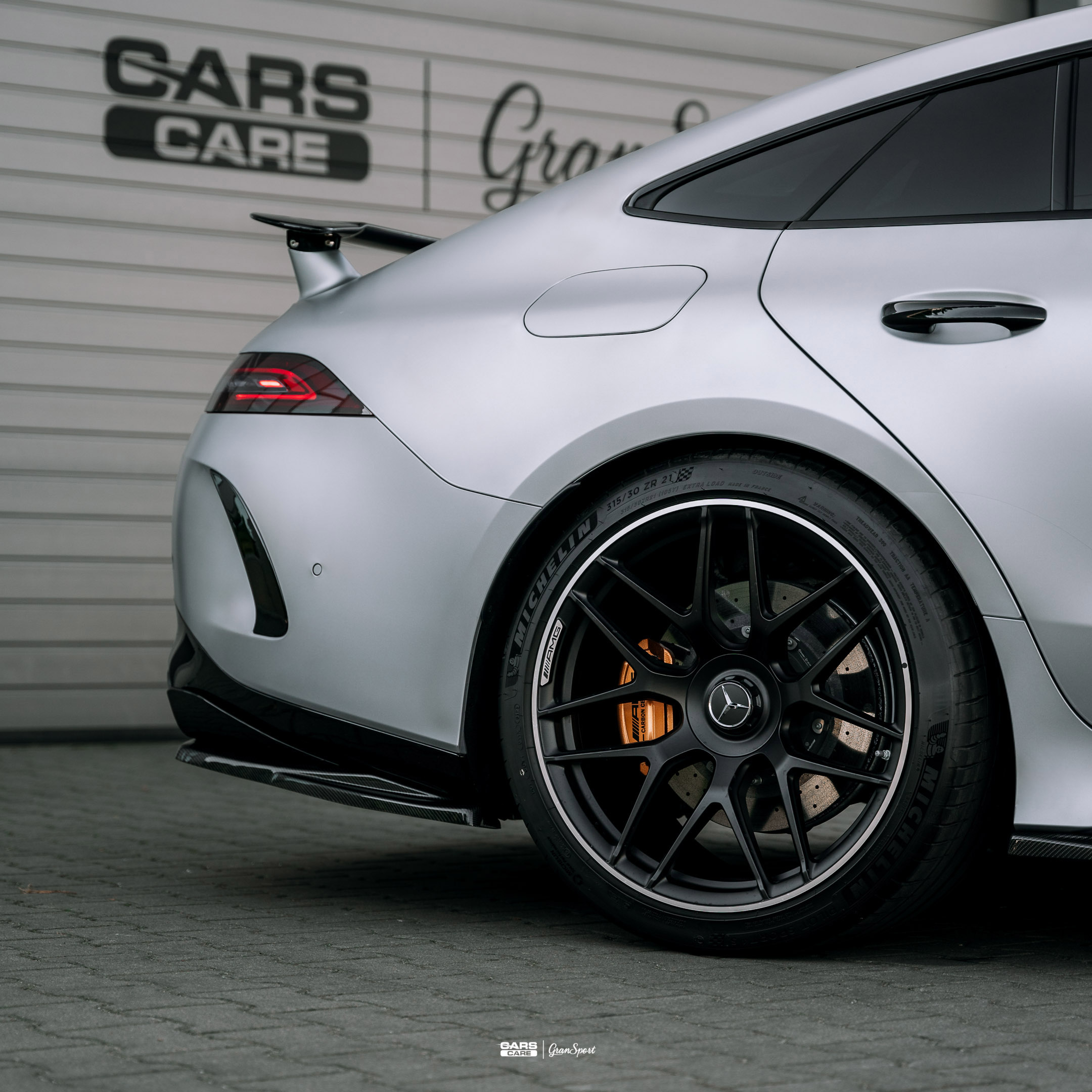 Mercedes-AMG GT63S