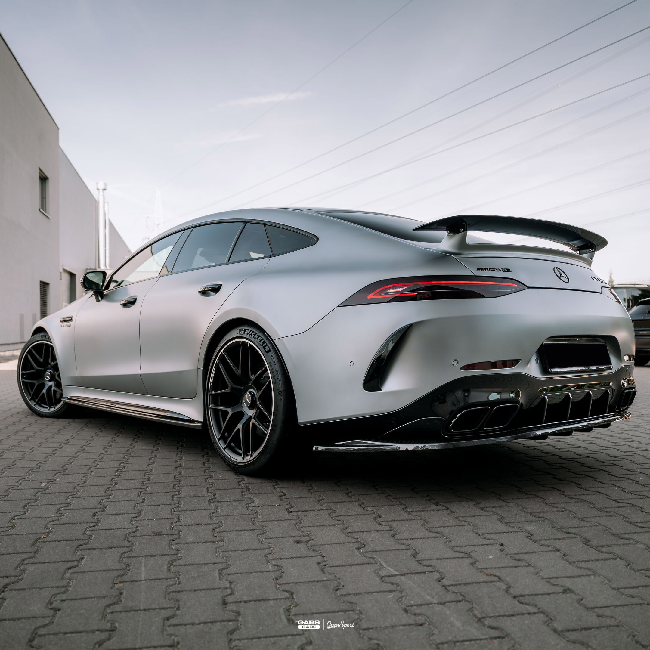 Mercedes-AMG GT63S