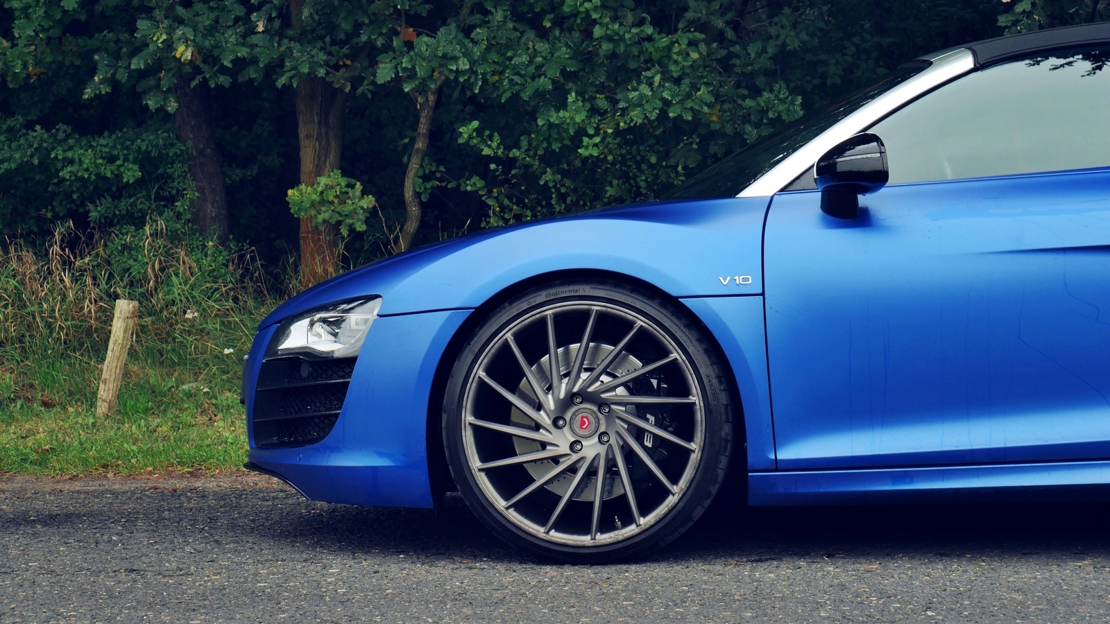 Audi R8