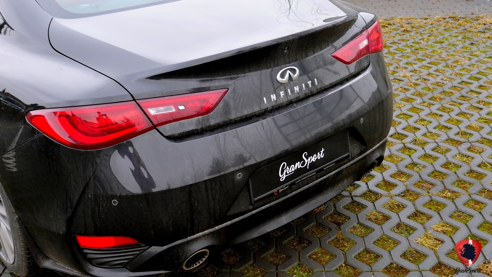 Infiniti Q60 Coupe Maxhaust