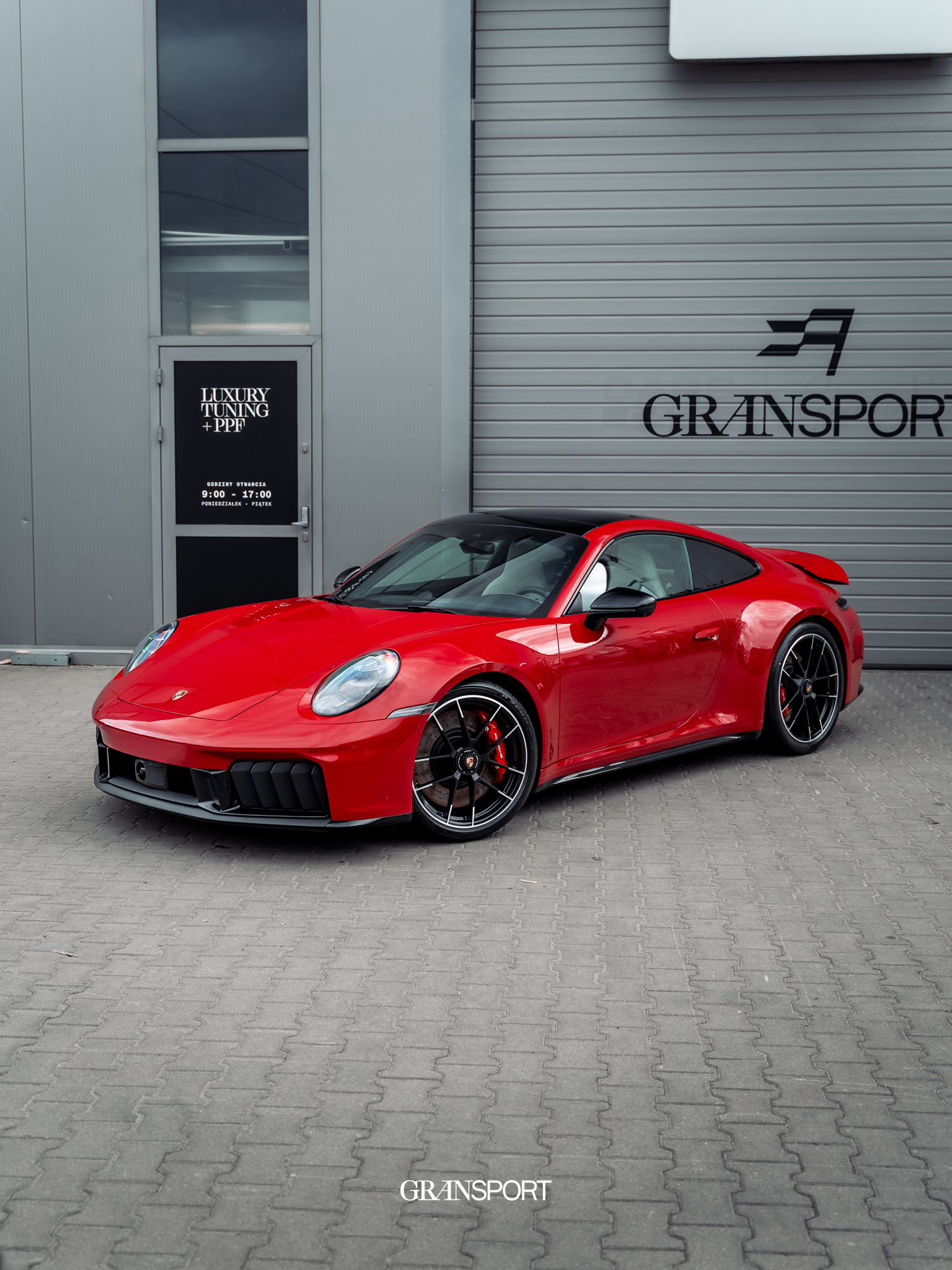 Porsche 911 Carrera 4 GTS