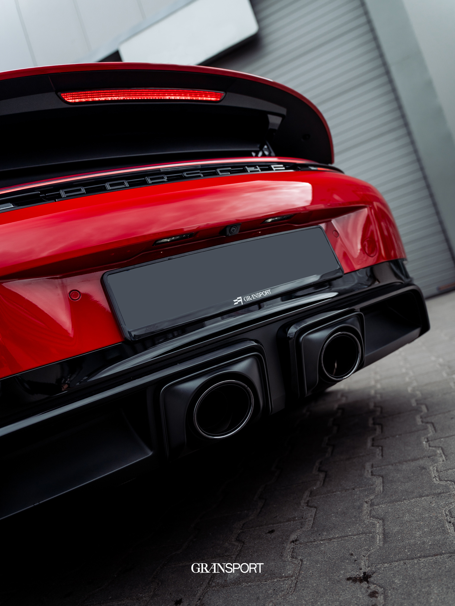 Porsche 911 Carrera 4 GTS