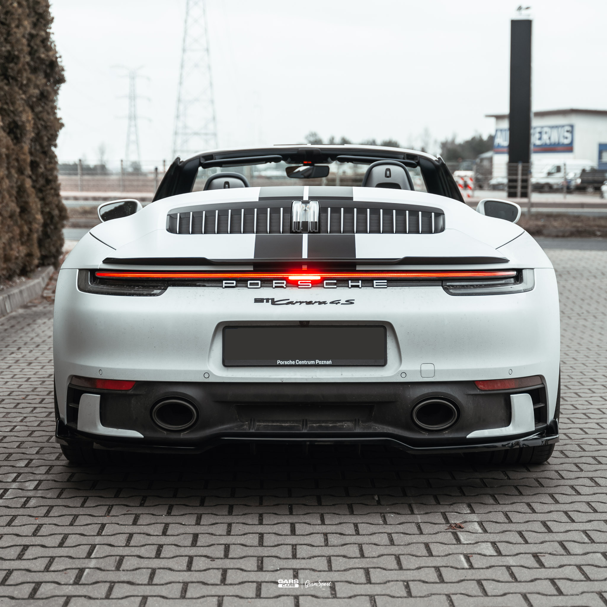 Porsche 911 992 Maxton
