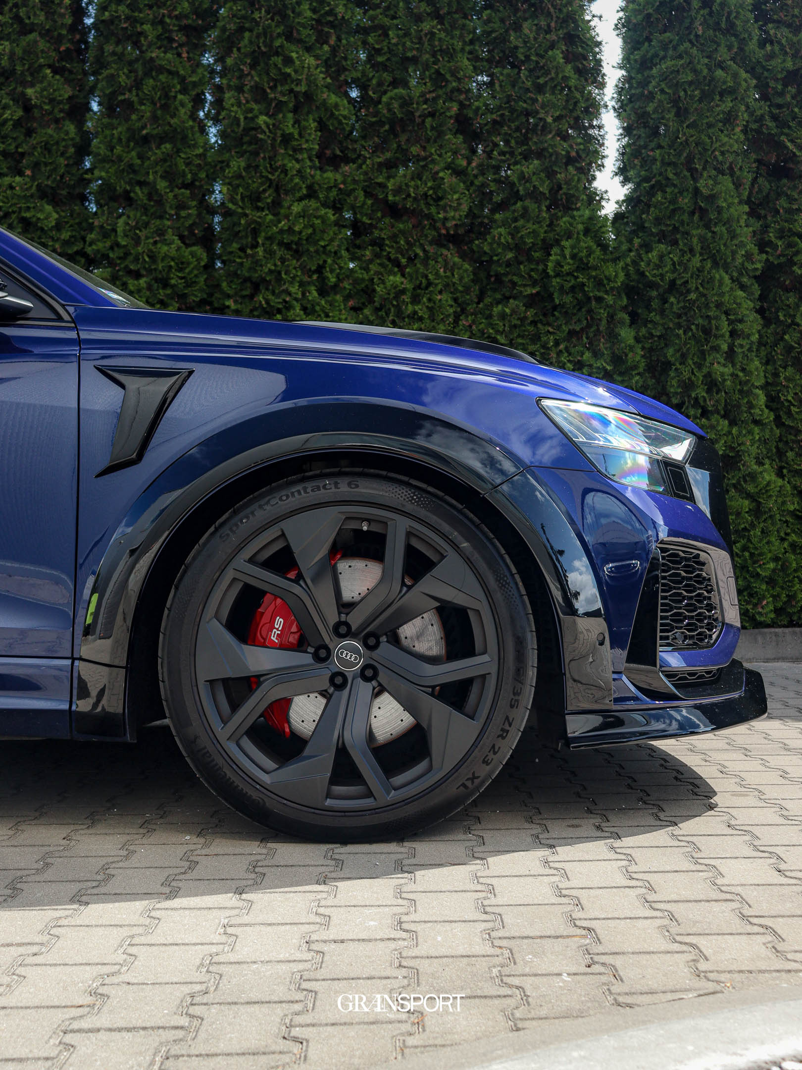 Audi RSQ8 Prior