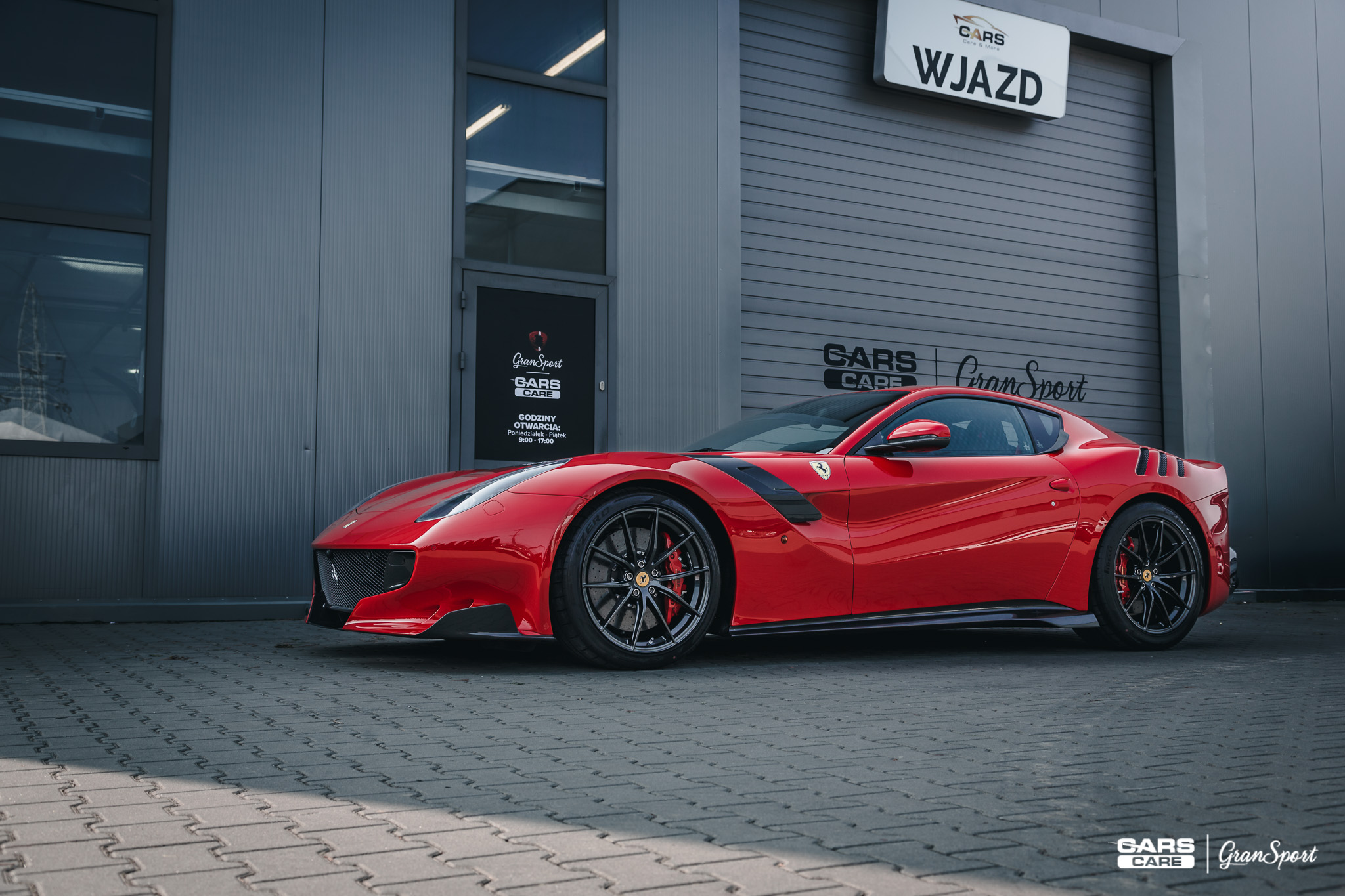 Ferrari F12 TDF
