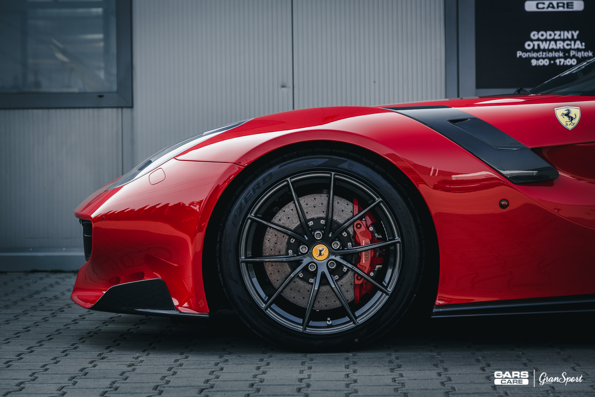 Ferrari F12 TDF