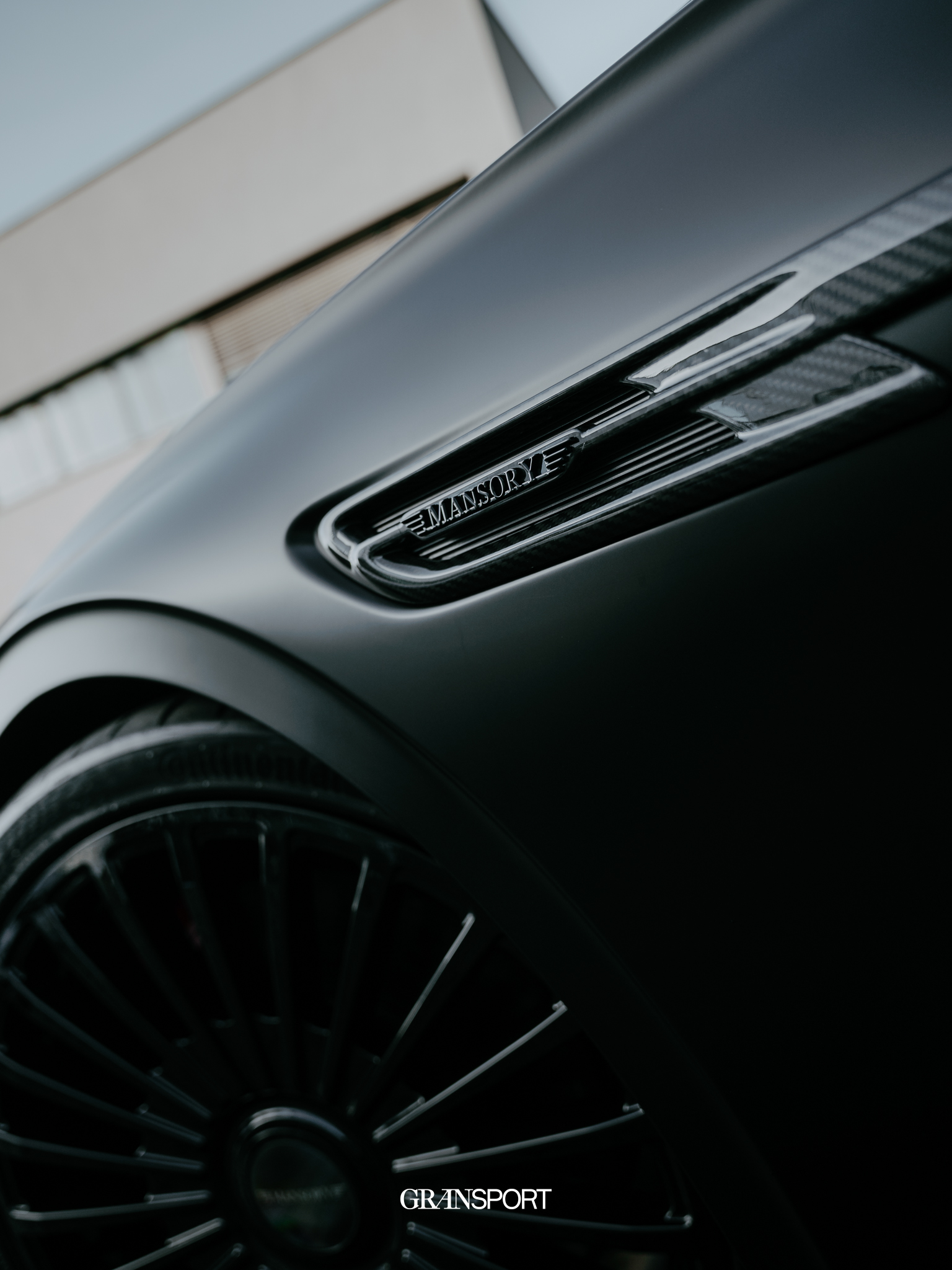 Bentley Flying Spur Mansory