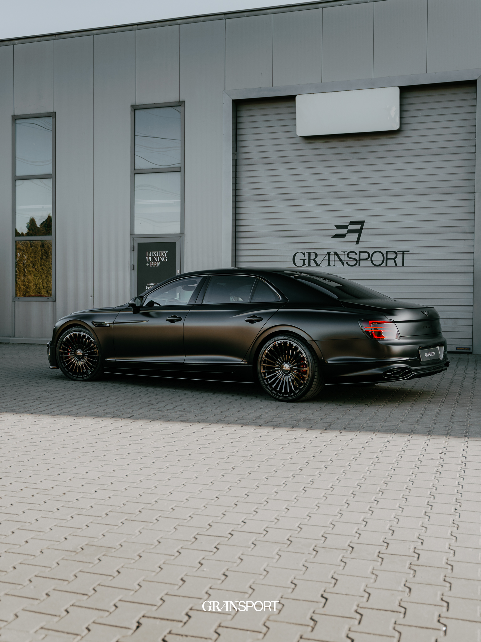 Bentley Flying Spur Mansory