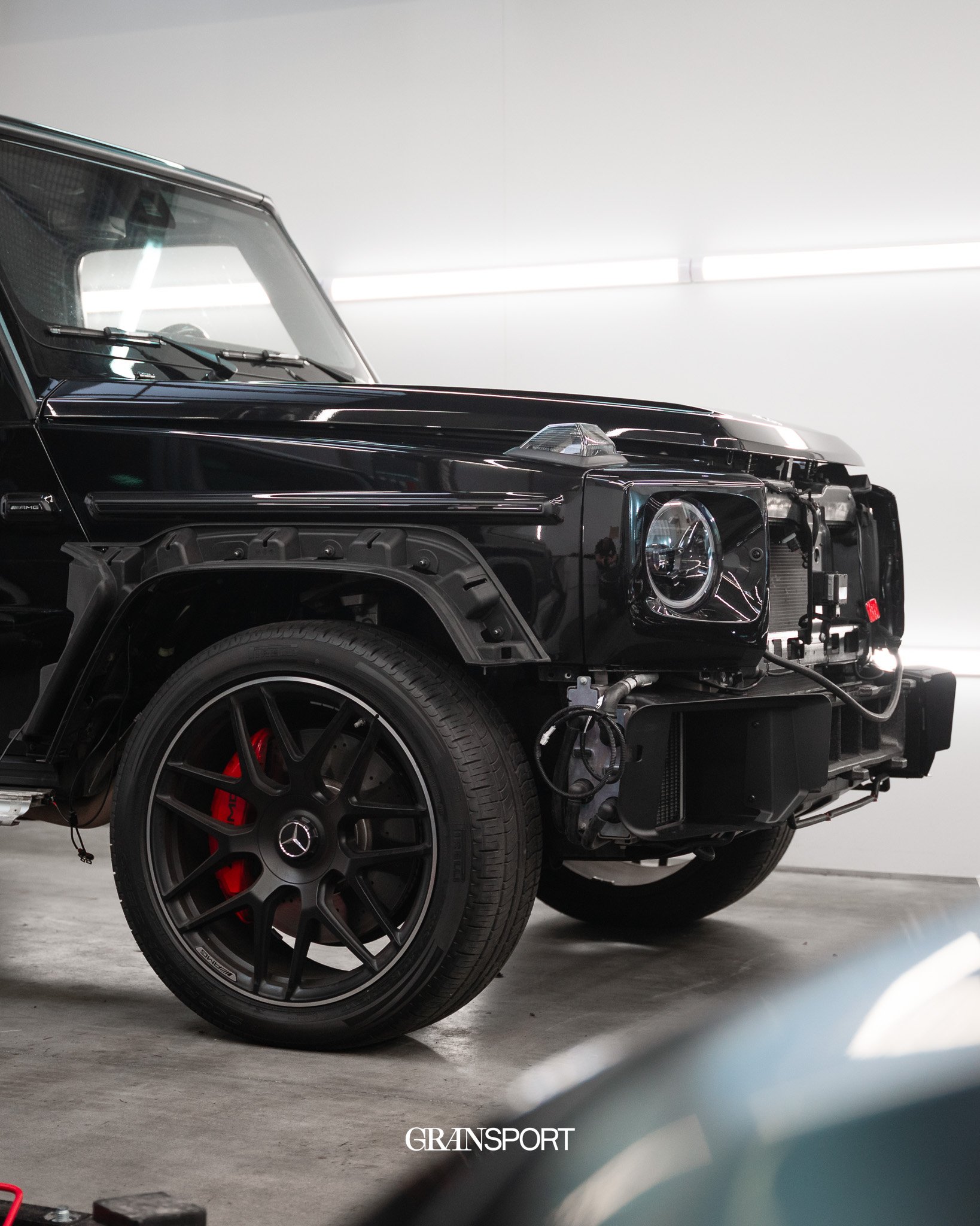 Brabus 700 Widestar