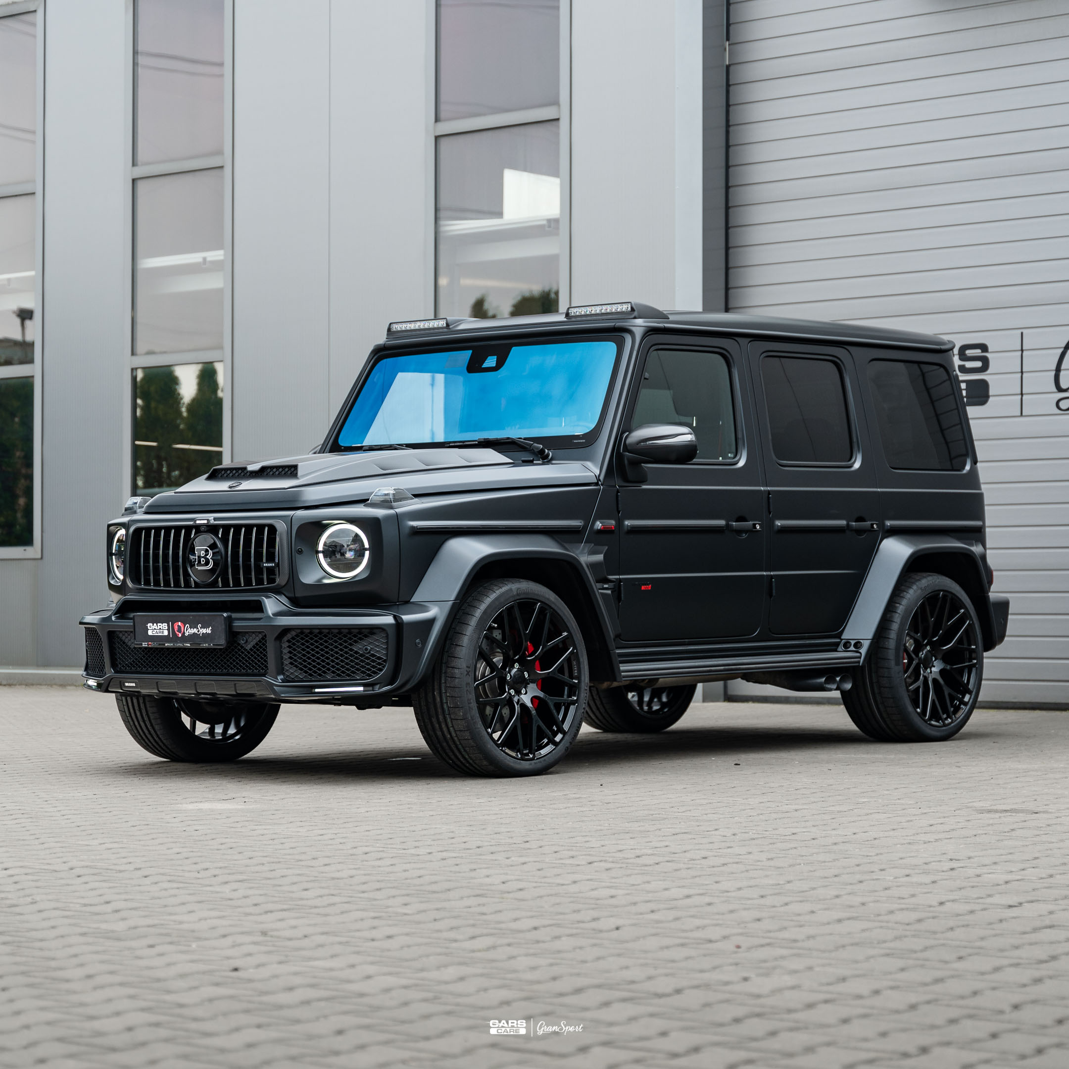 Brabus 700 Widestar