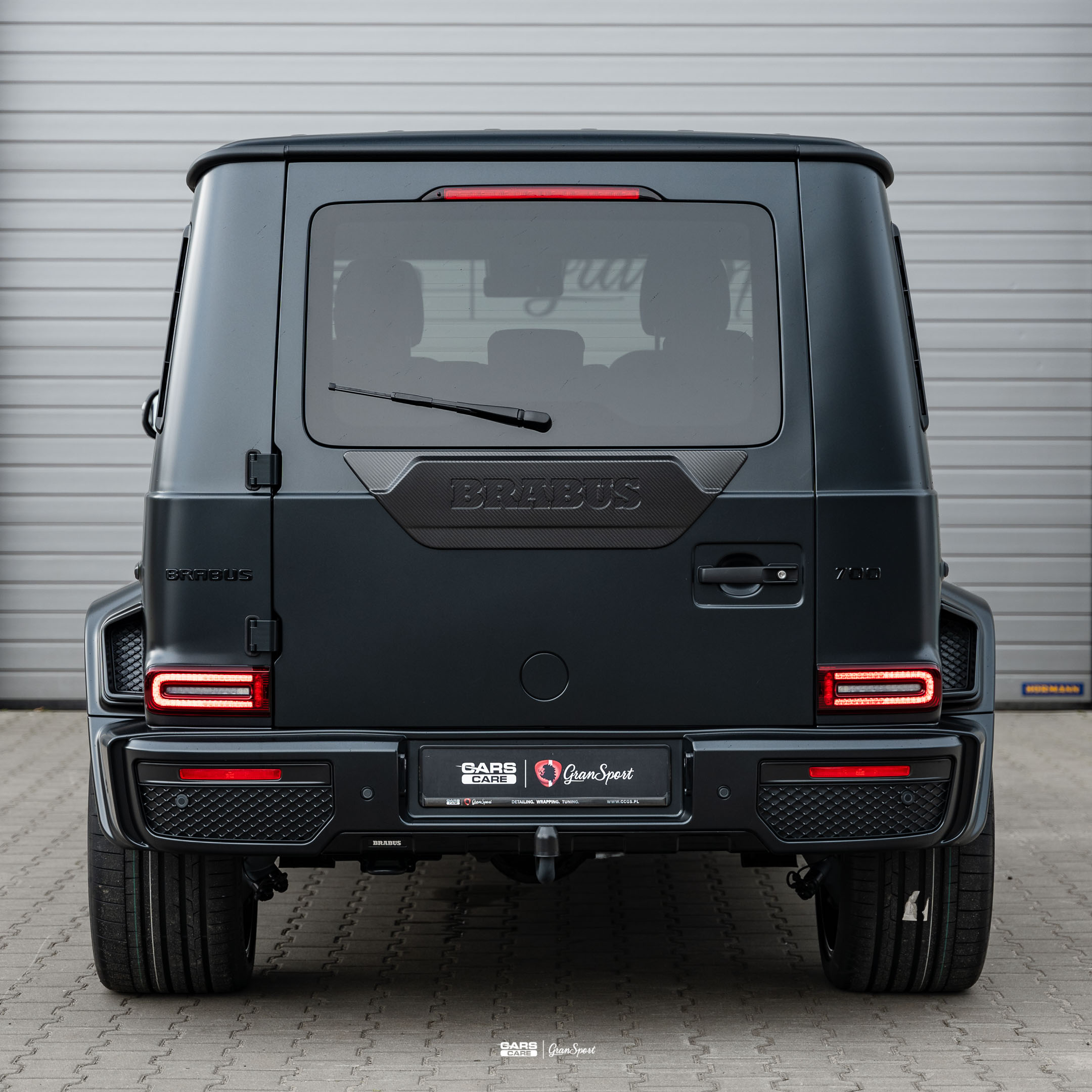 Brabus 700 Widestar