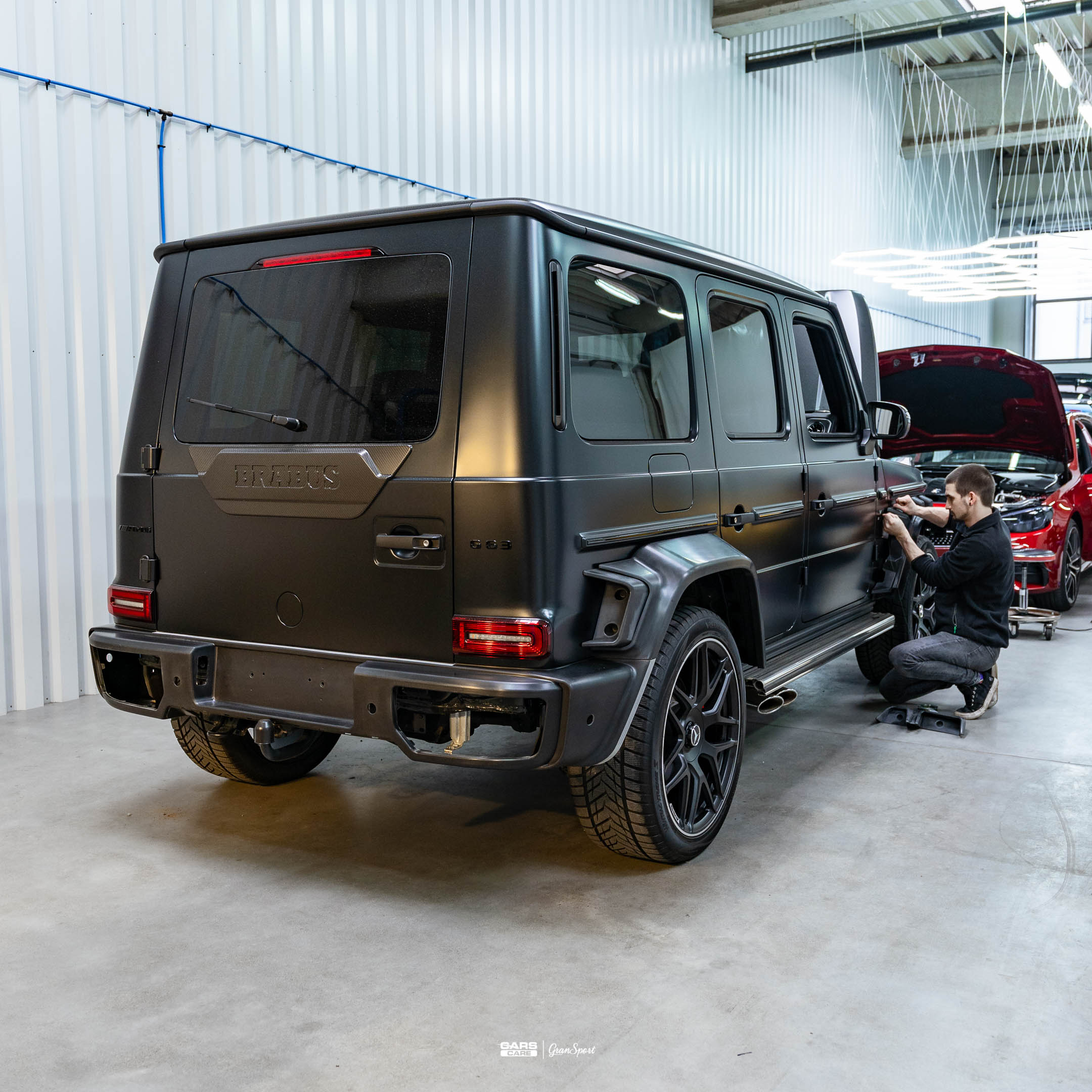 Brabus 700 Widestar