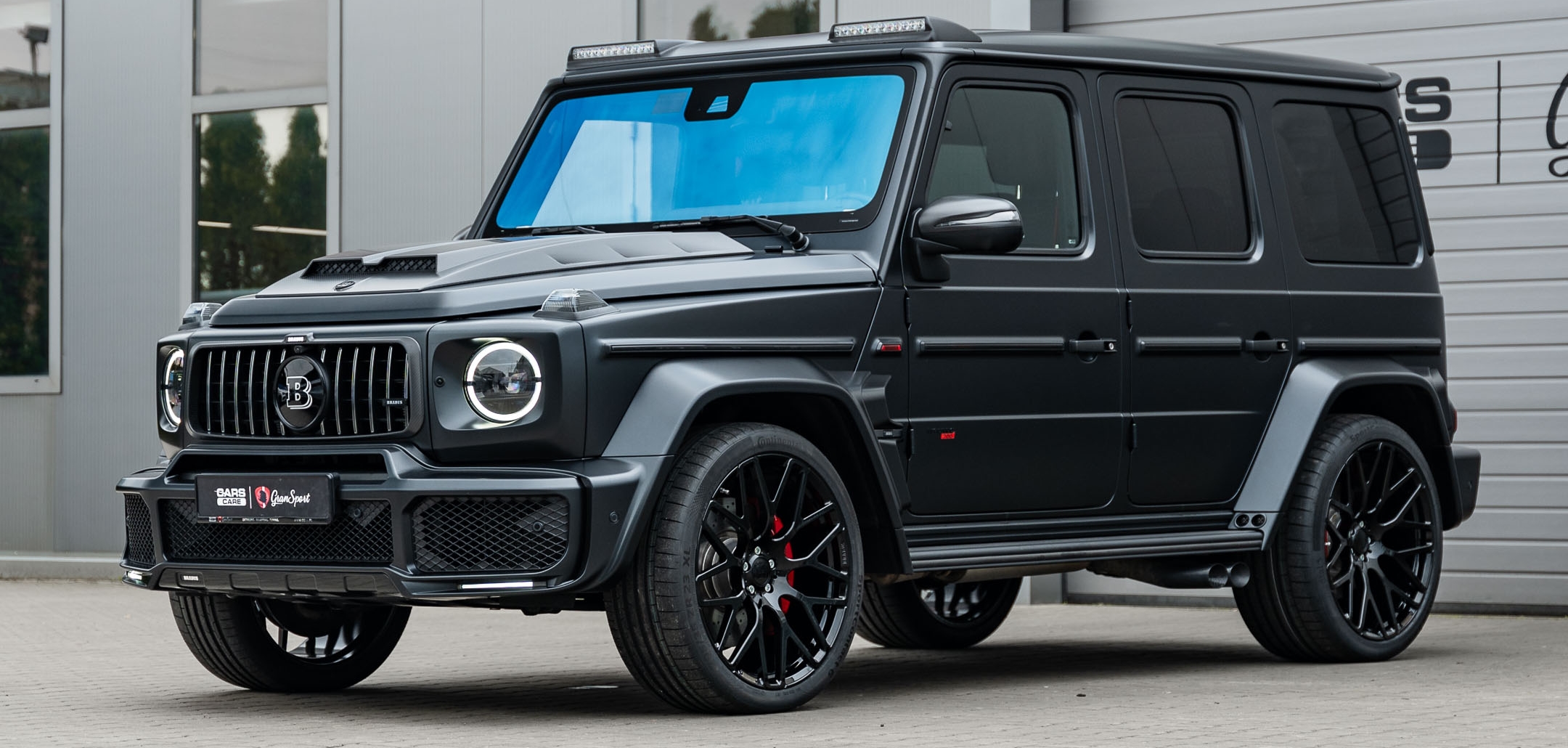 Brabus 700 Widestar