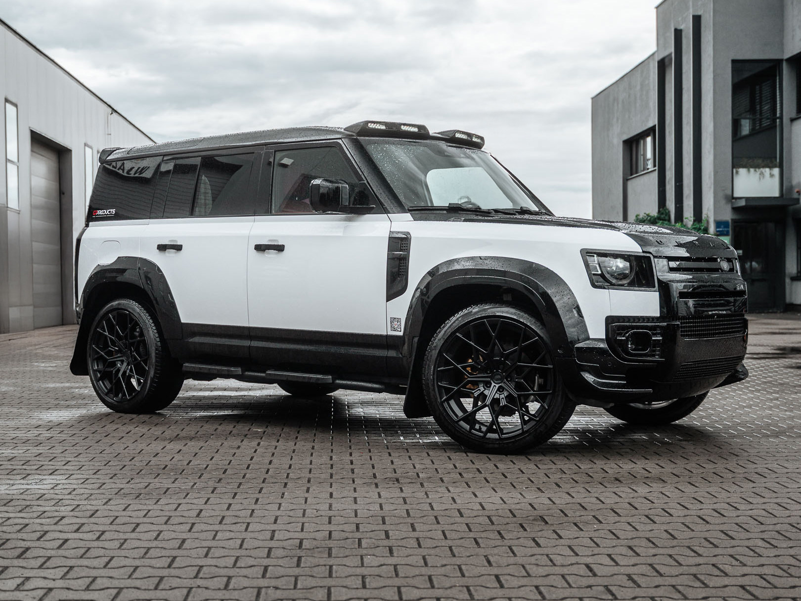 Land Rover Defender Urban