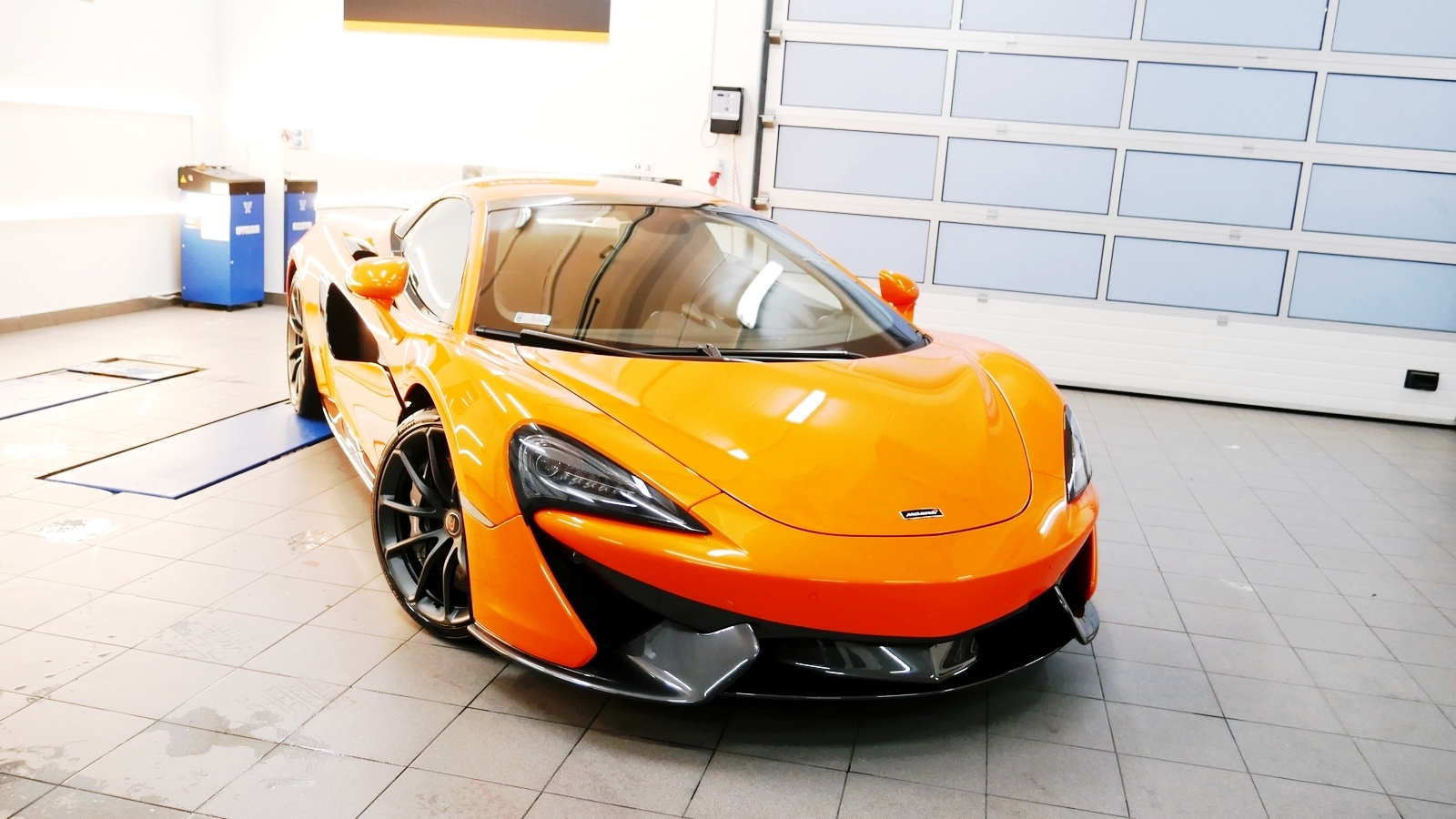 McLaren 570