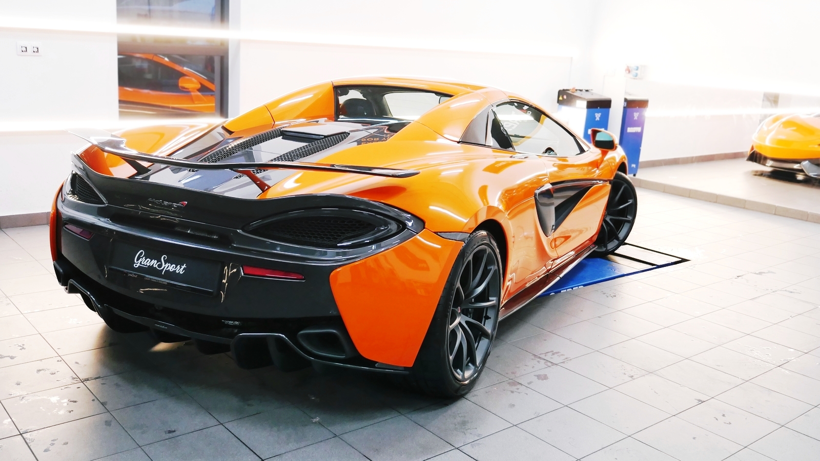 McLaren 570