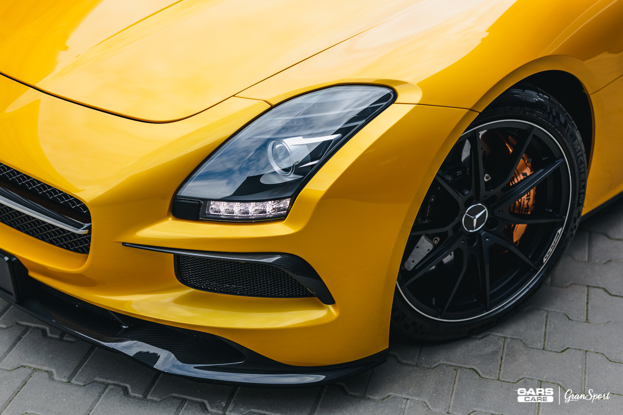 Mercedes SLS AMG