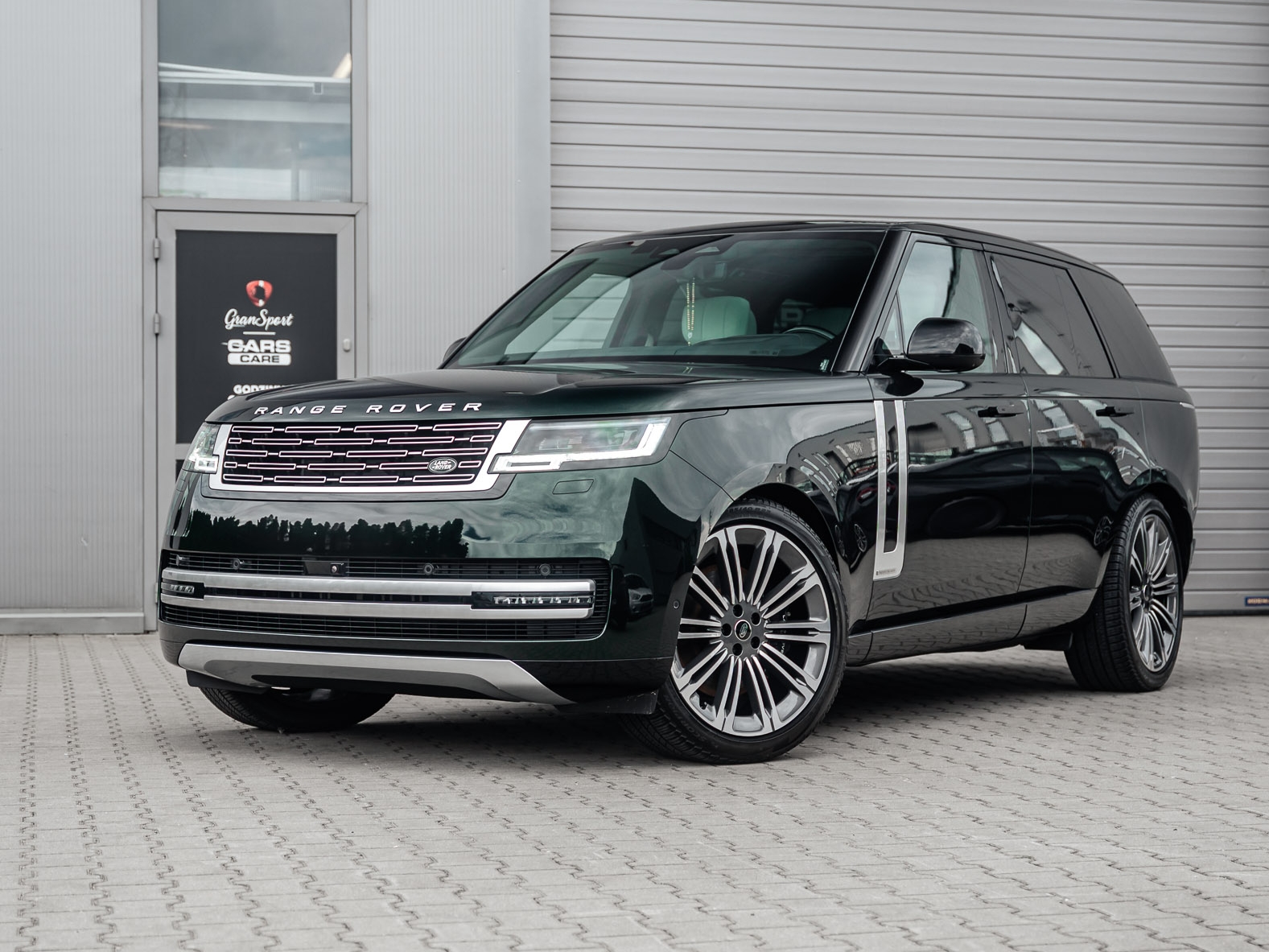 Range Rover