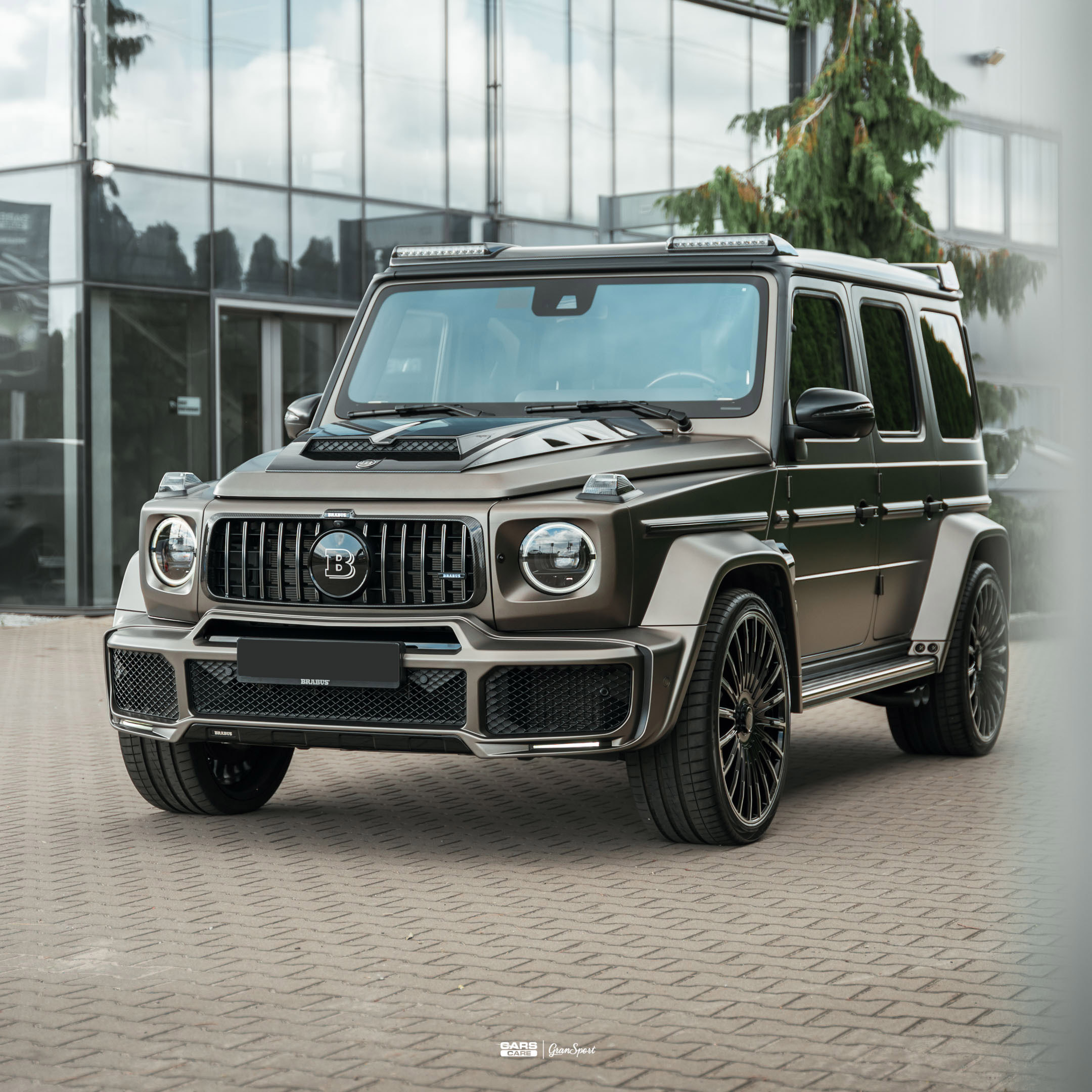 Brabus 700 Widestar