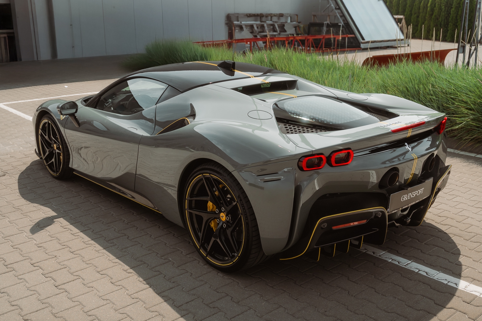 Ferrari SF90 Novitec